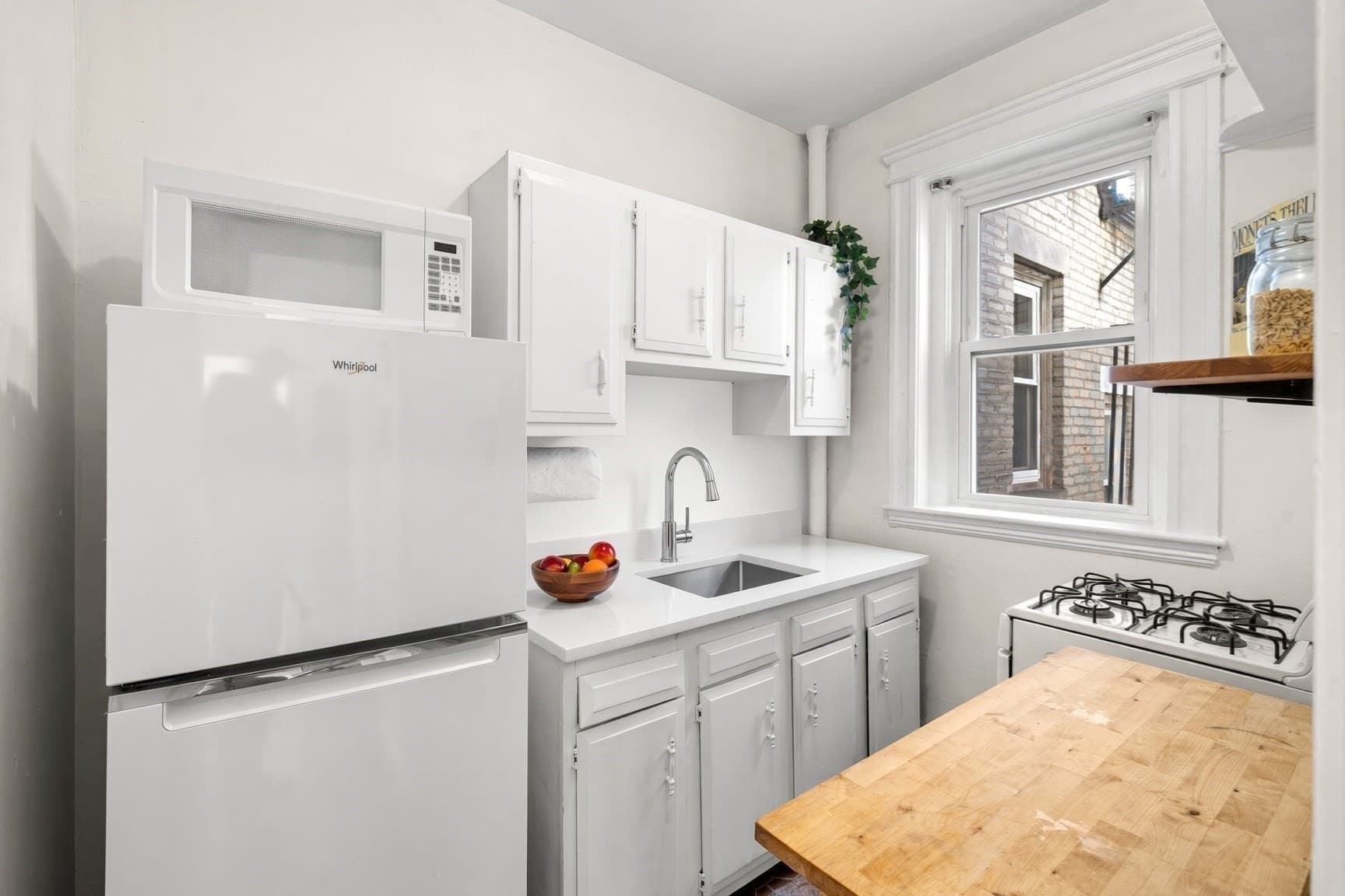 Condominium at 1840 Commonwealth Ave # 8, Boston MA 02135, Boston, photo 9 of 15
