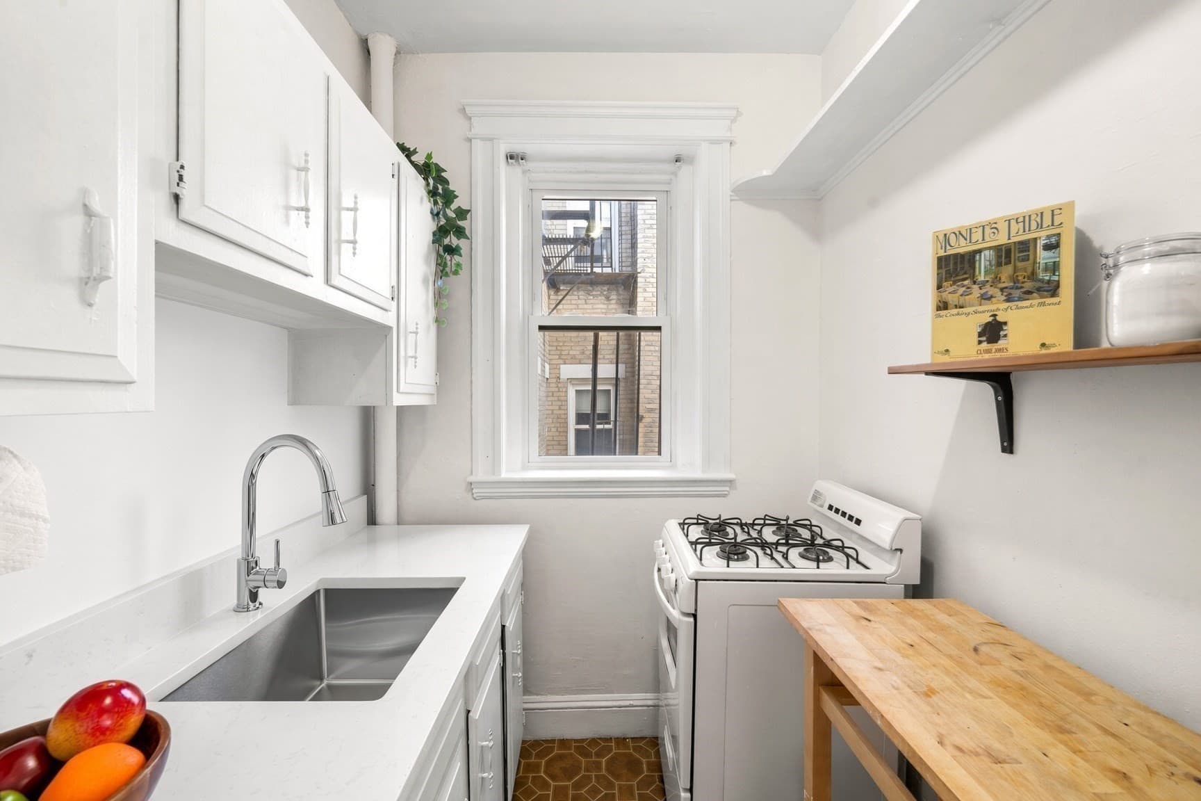 Condominium at 1840 Commonwealth Ave # 8, Boston MA 02135, Boston, photo 10 of 15