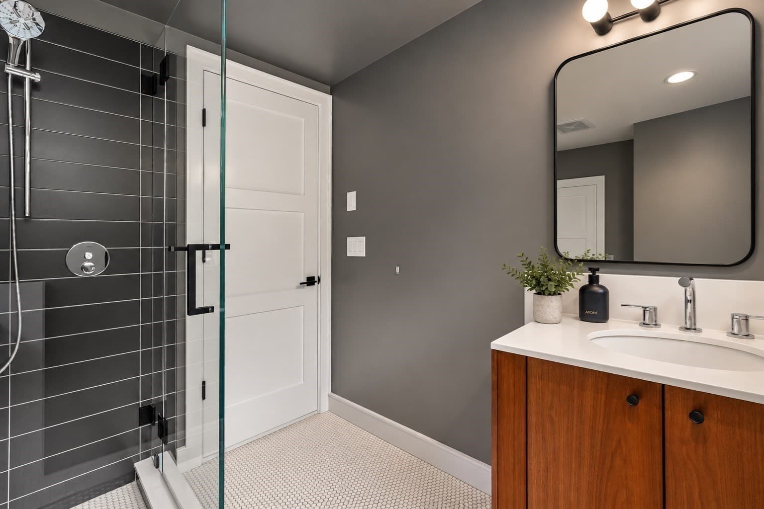 Single Family Residence at 8 Holworthy Terrace, Cambridge MA 02138, Cambridge, photo 18 of 30