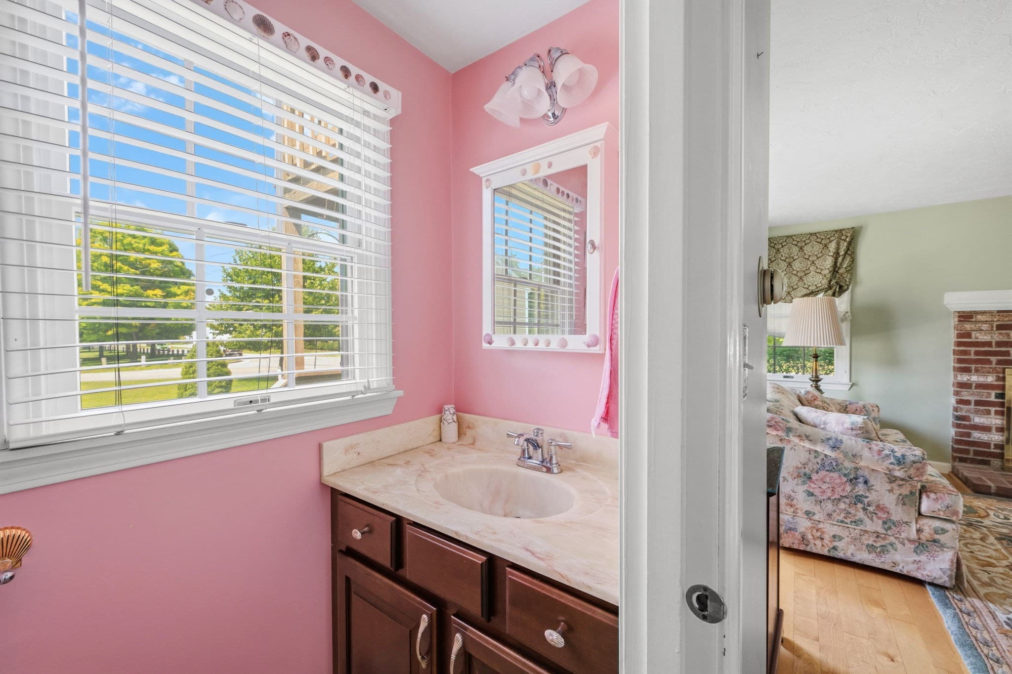 Condominium at 279 Central St # 279, East Bridgewater MA 02333, East Bridgewater, photo 13 of 22