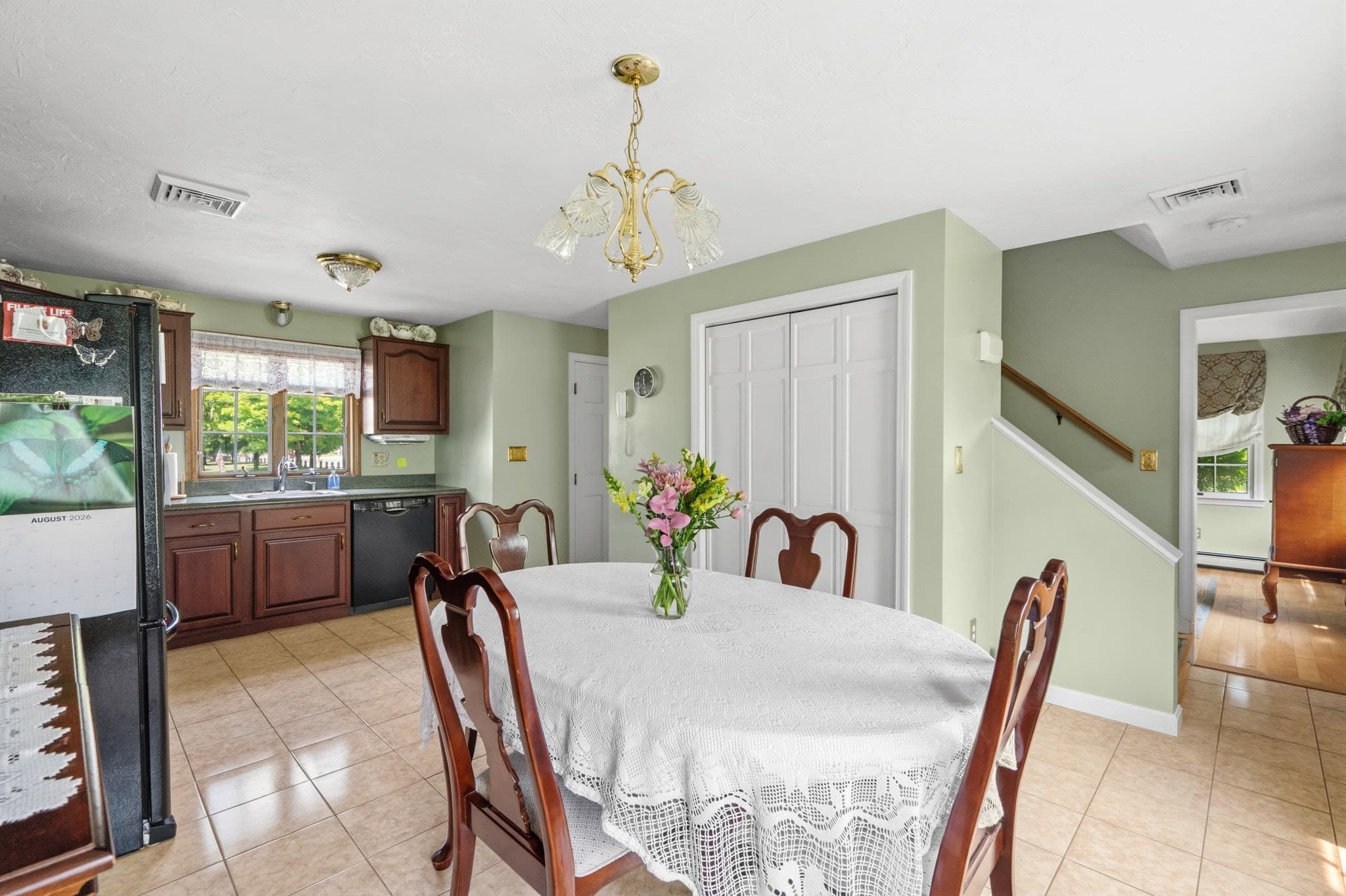 Condominium at 279 Central St # 279, East Bridgewater MA 02333, East Bridgewater, photo 9 of 22