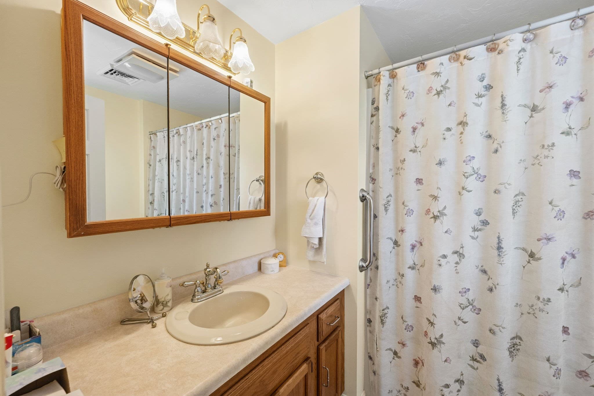 Condominium at 279 Central St # 279, East Bridgewater MA 02333, East Bridgewater, photo 19 of 22
