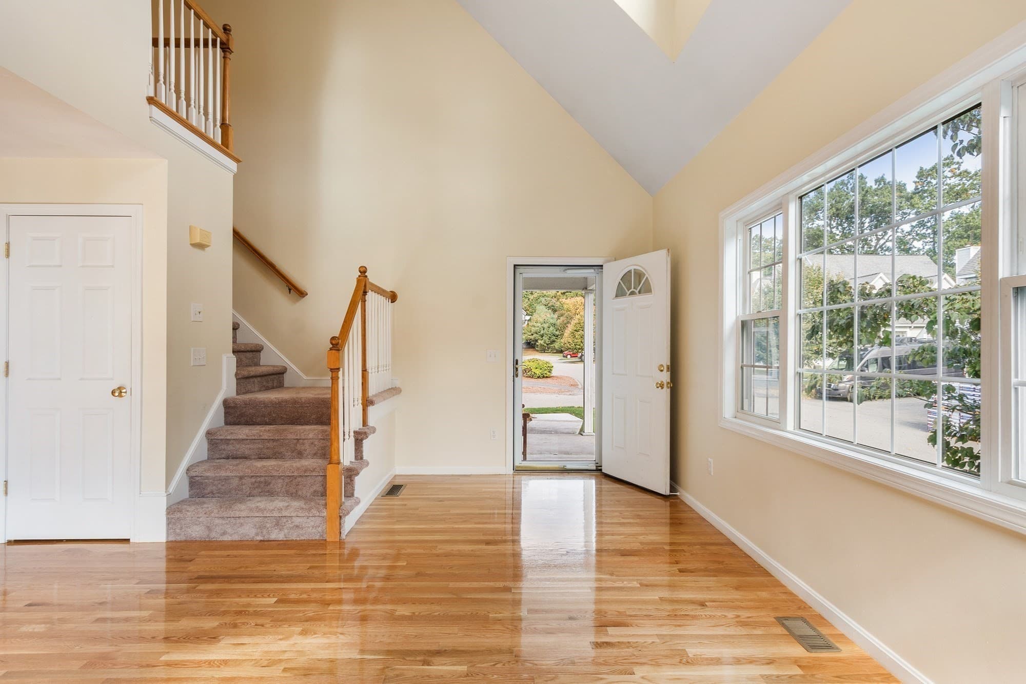 Condominium at 10 Patriots Way # A, Sterling MA 01564, Sterling, photo 5 of 33
