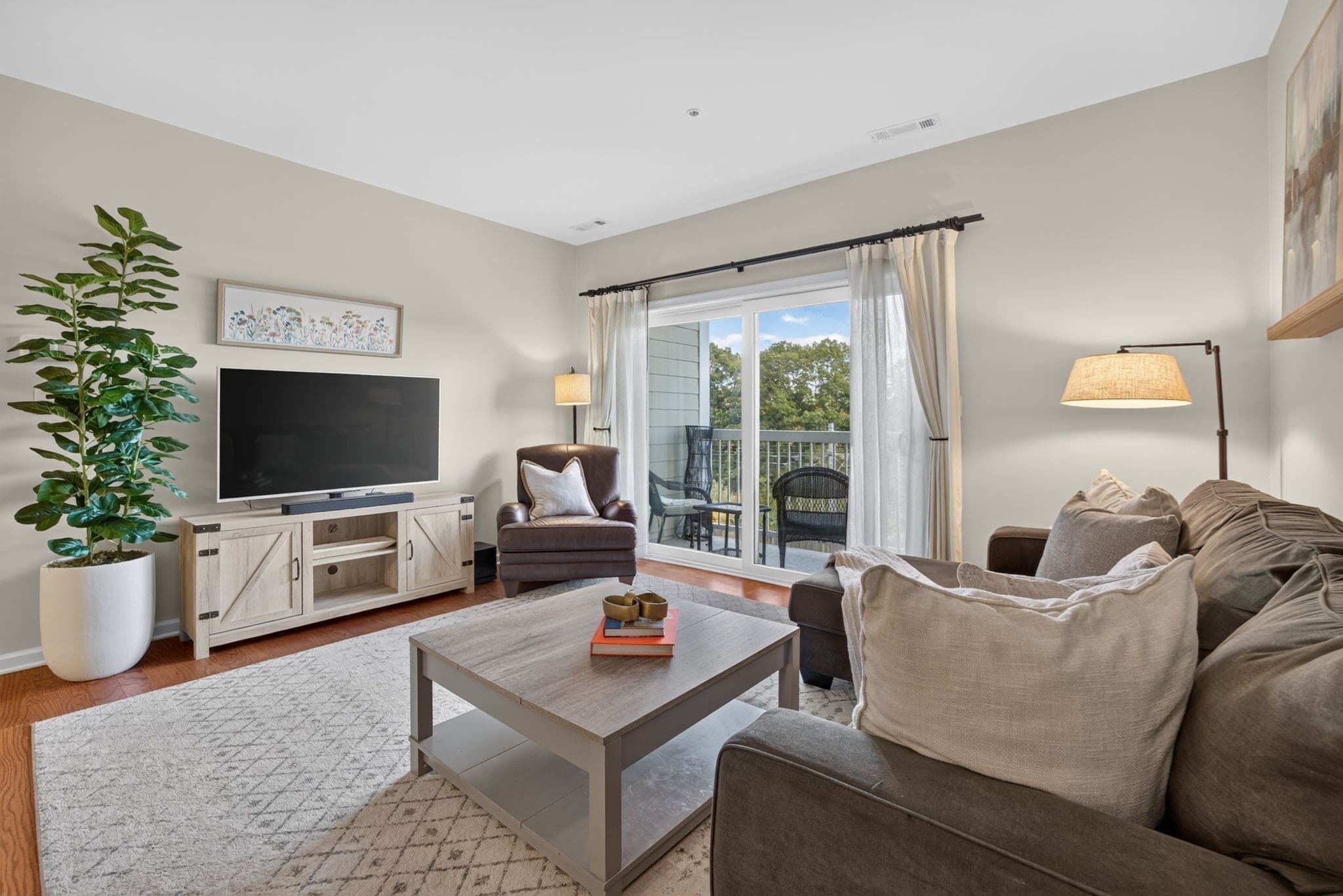 Condominium at 130 University Ave # 1210, Westwood MA 02090, Westwood, photo 6 of 21