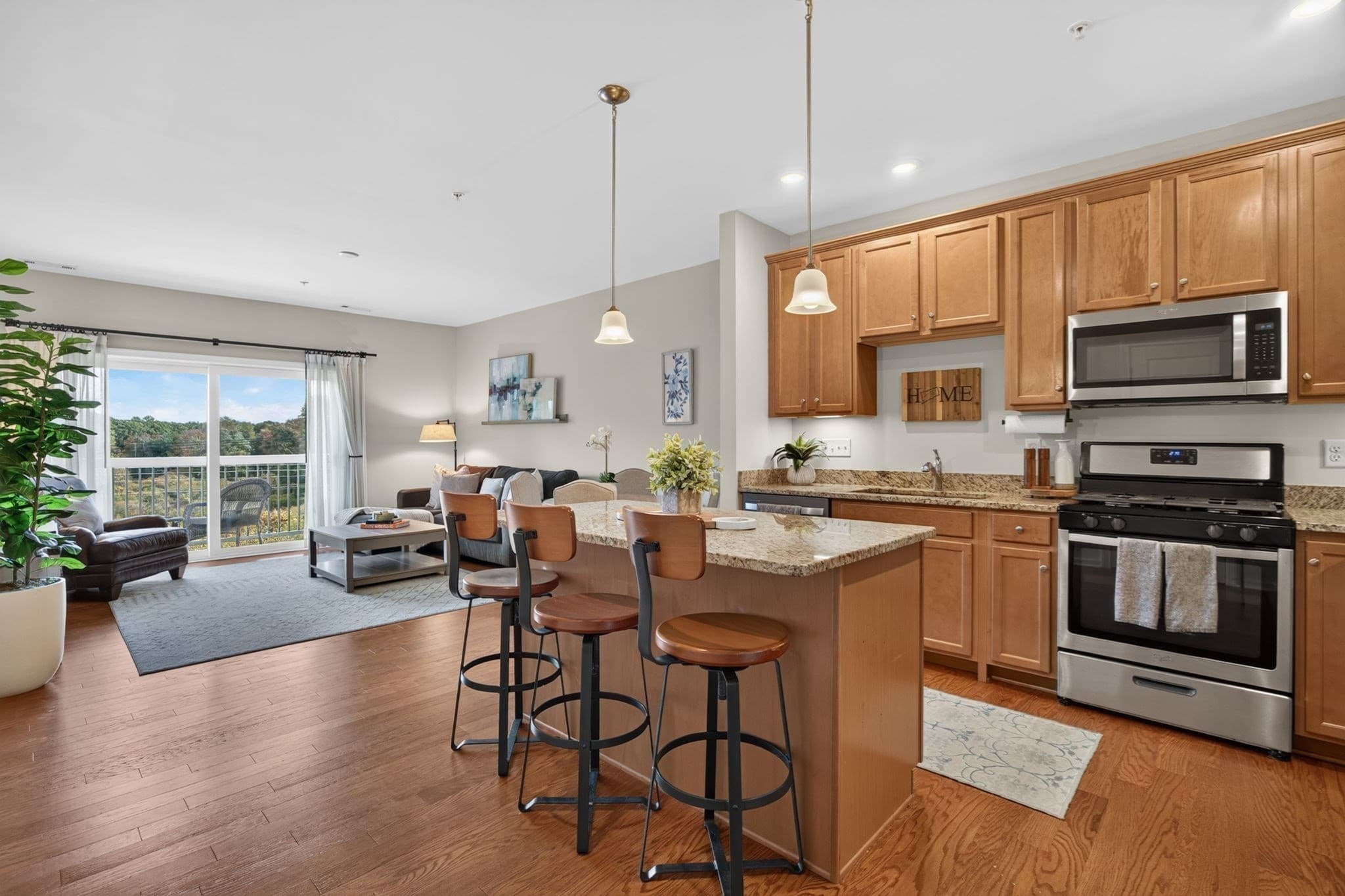 Condominium at 130 University Ave # 1210, Westwood MA 02090, Westwood, photo 5 of 21