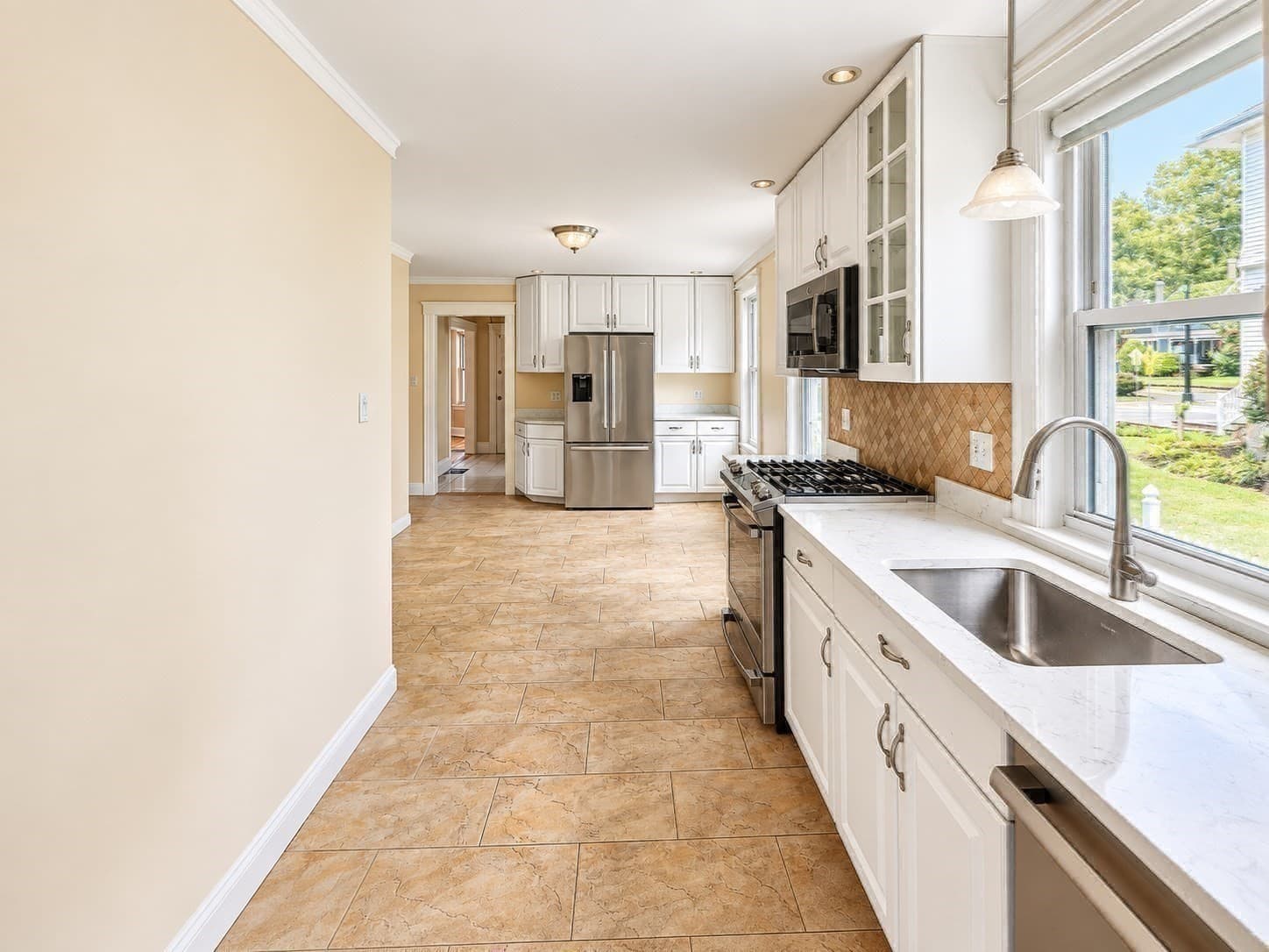 Condominium at 65 Chestnut St # 1, Wakefield MA 01880, Wakefield, photo 21 of 38