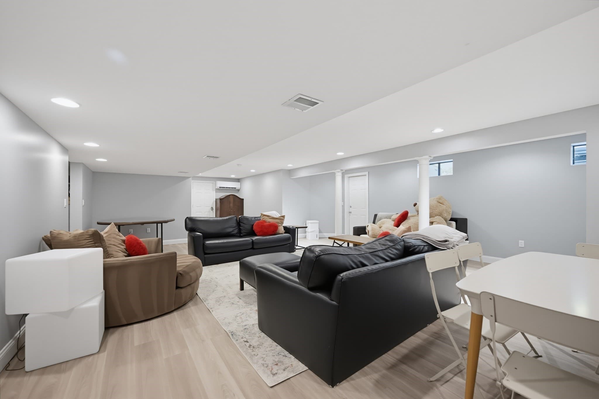 Single Family Residence at 7 Chopin Ct, Walpole MA 02081, Walpole, photo 24 of 41