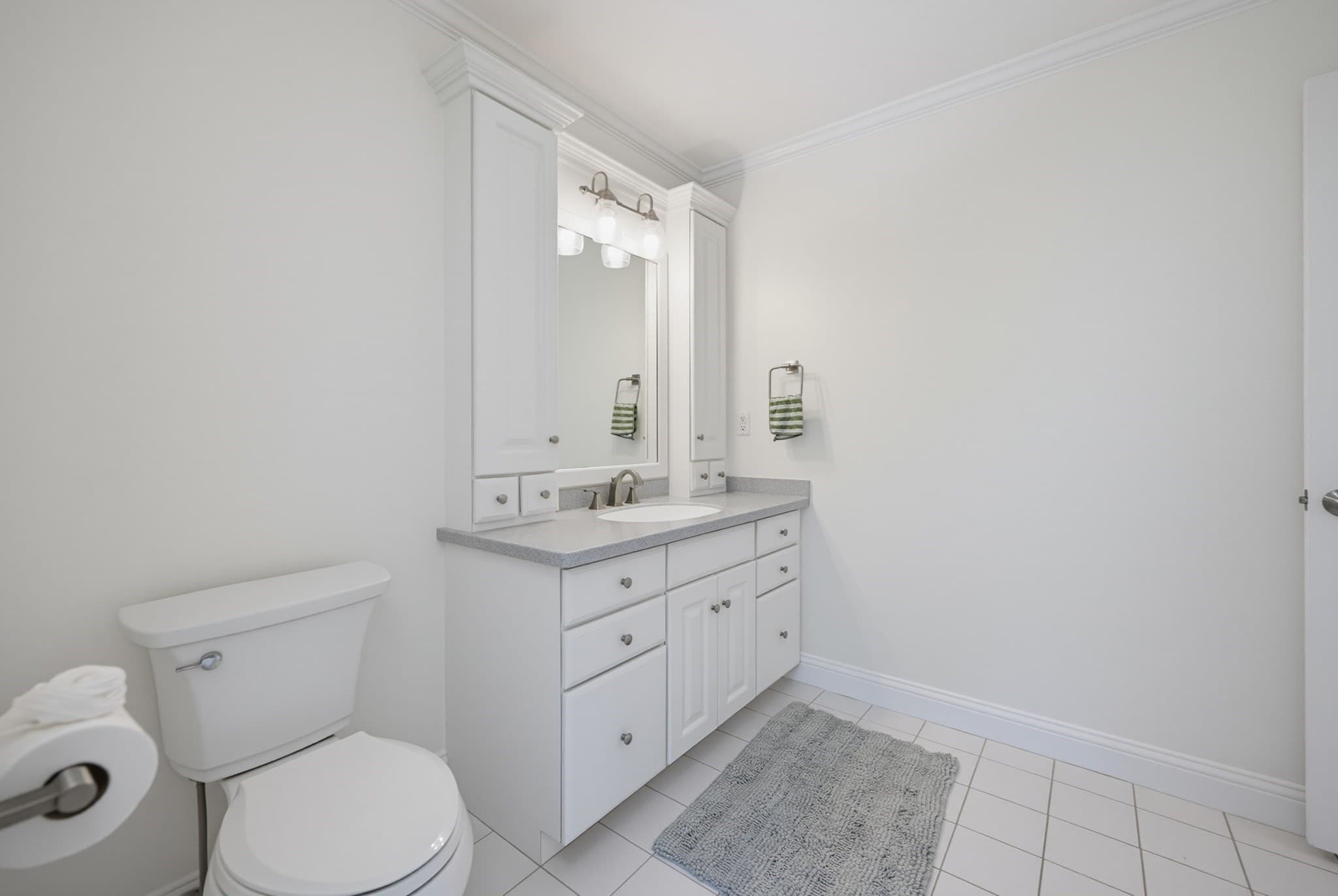 Single Family Residence at 7 Chopin Ct, Walpole MA 02081, Walpole, photo 37 of 41