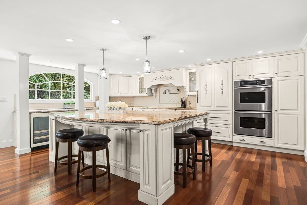 21 Amberwood Dr, Winchester MA 01890