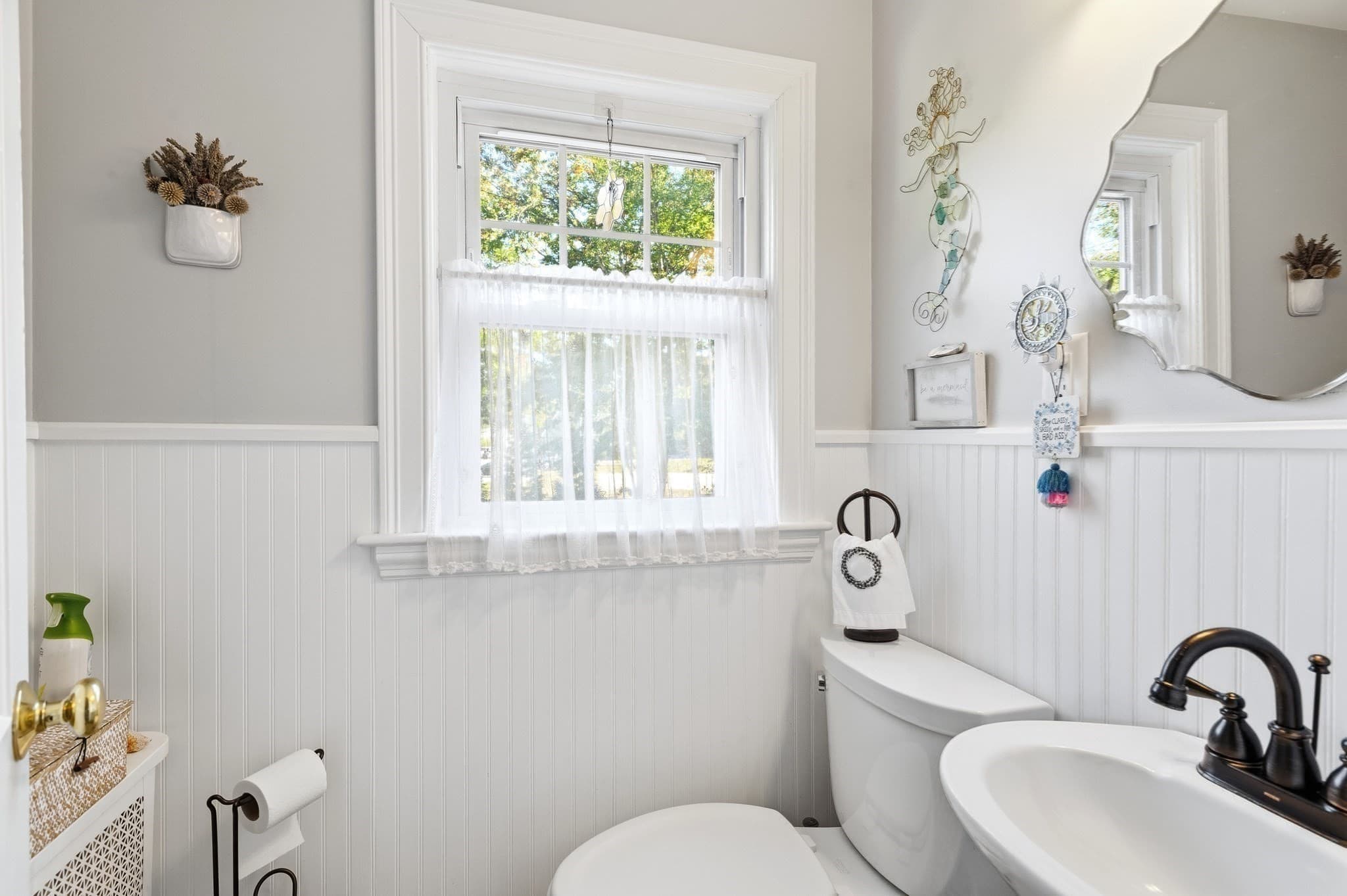 Single Family Residence at 100 Academy Avenue, Weymouth MA 02188, Weymouth, photo 6 of 42