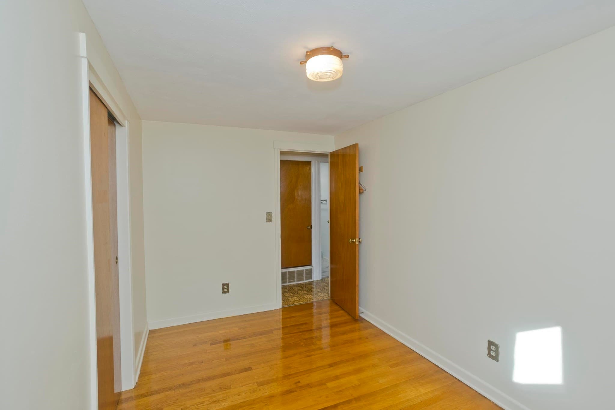 Single Family Residence at 68 Talmadge Dr, Springfield MA 01118, Springfield, photo 23 of 36
