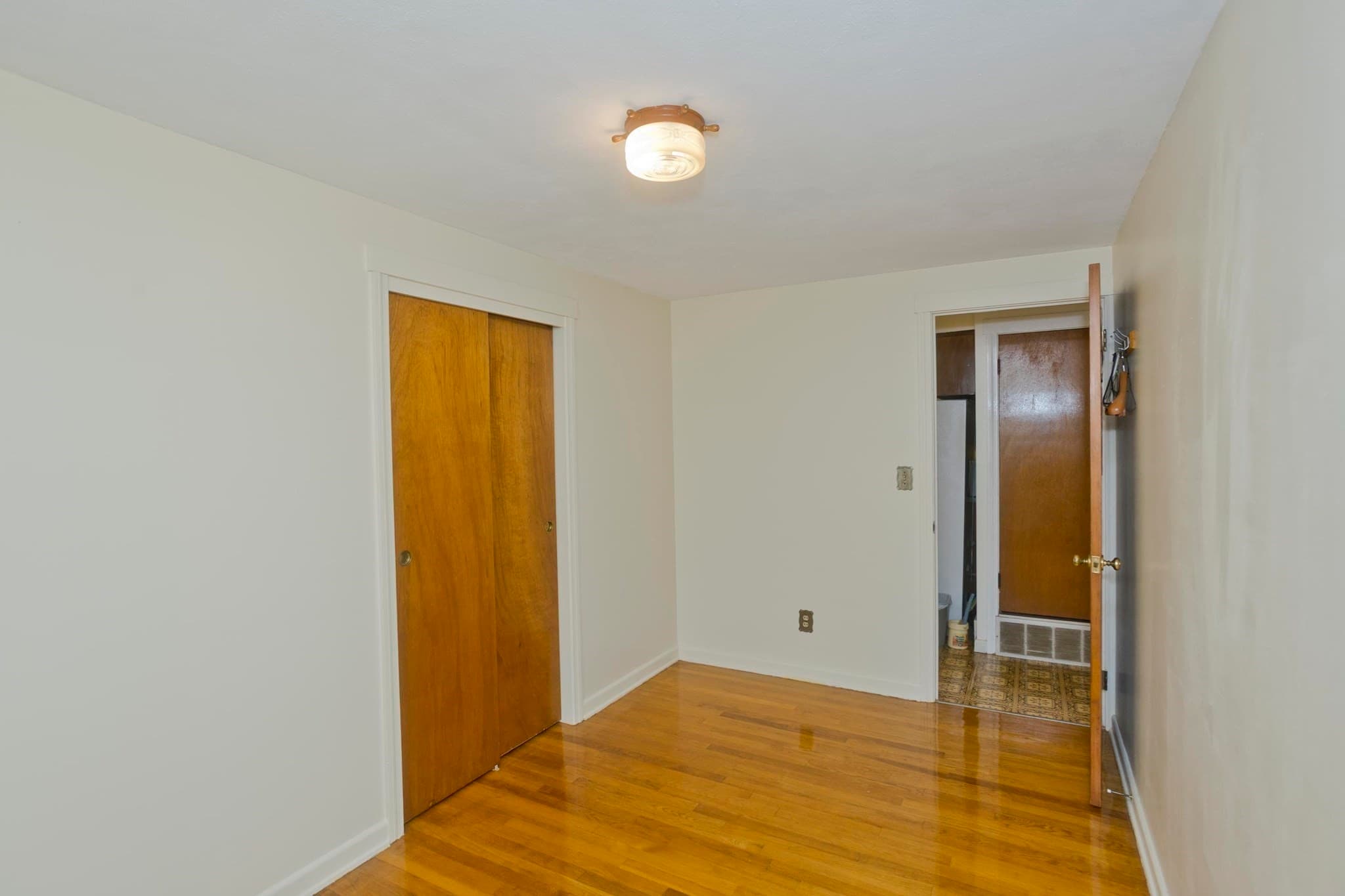 Single Family Residence at 68 Talmadge Dr, Springfield MA 01118, Springfield, photo 22 of 36