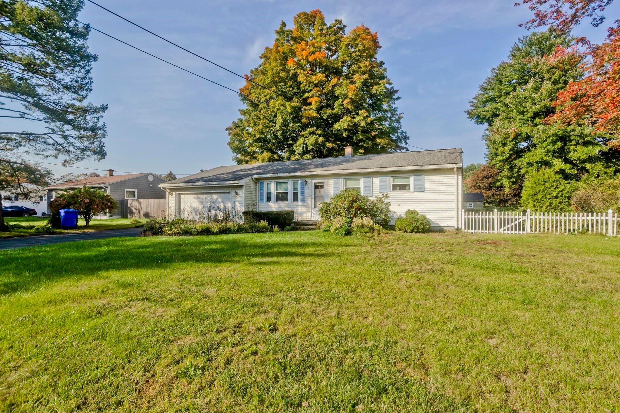 Single Family Residence at 68 Talmadge Dr, Springfield MA 01118, Springfield, photo 4 of 36