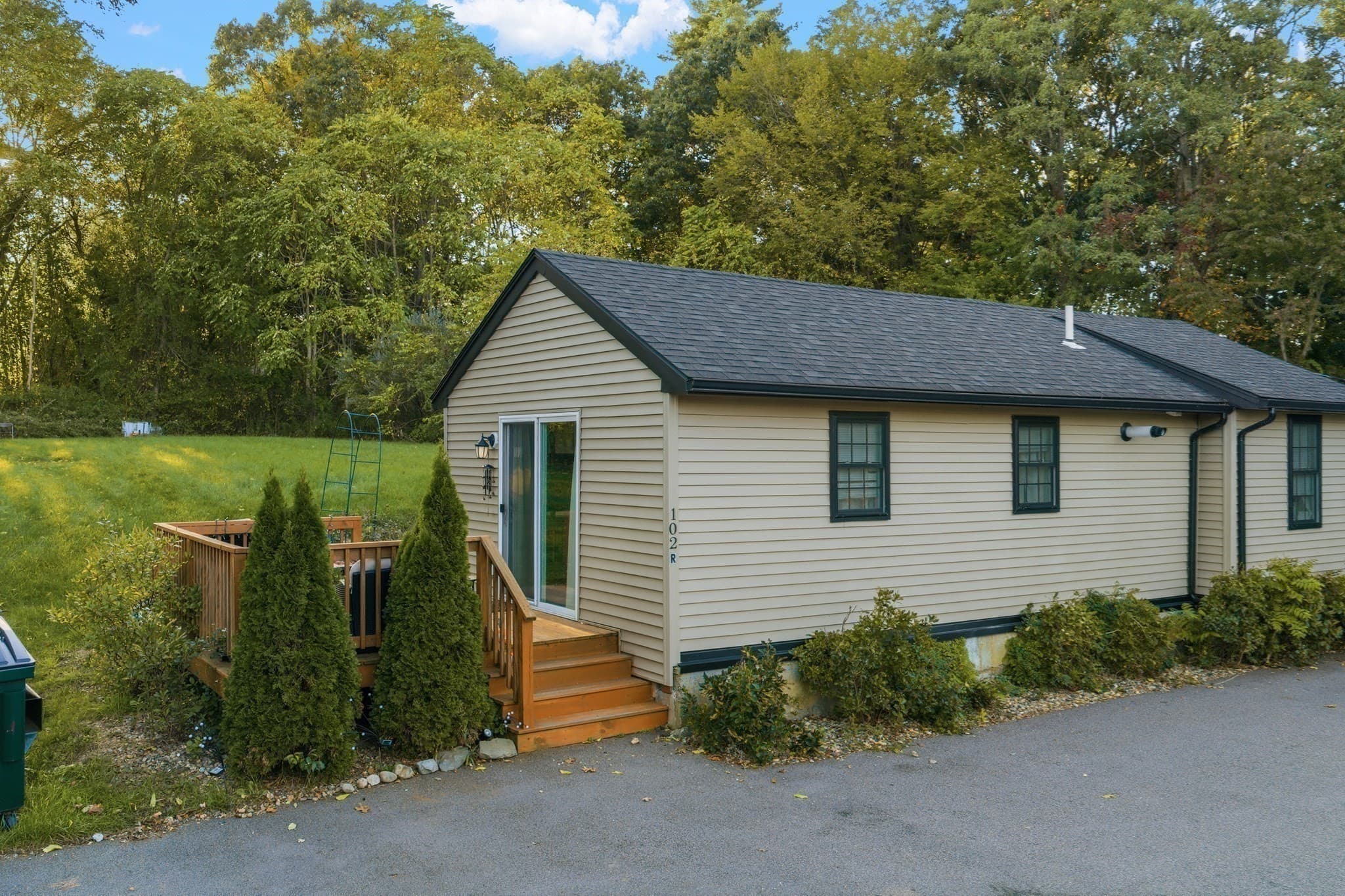 3 Family at 102 Jerome St, Berkley MA 02779, Berkley, photo 5 of 35