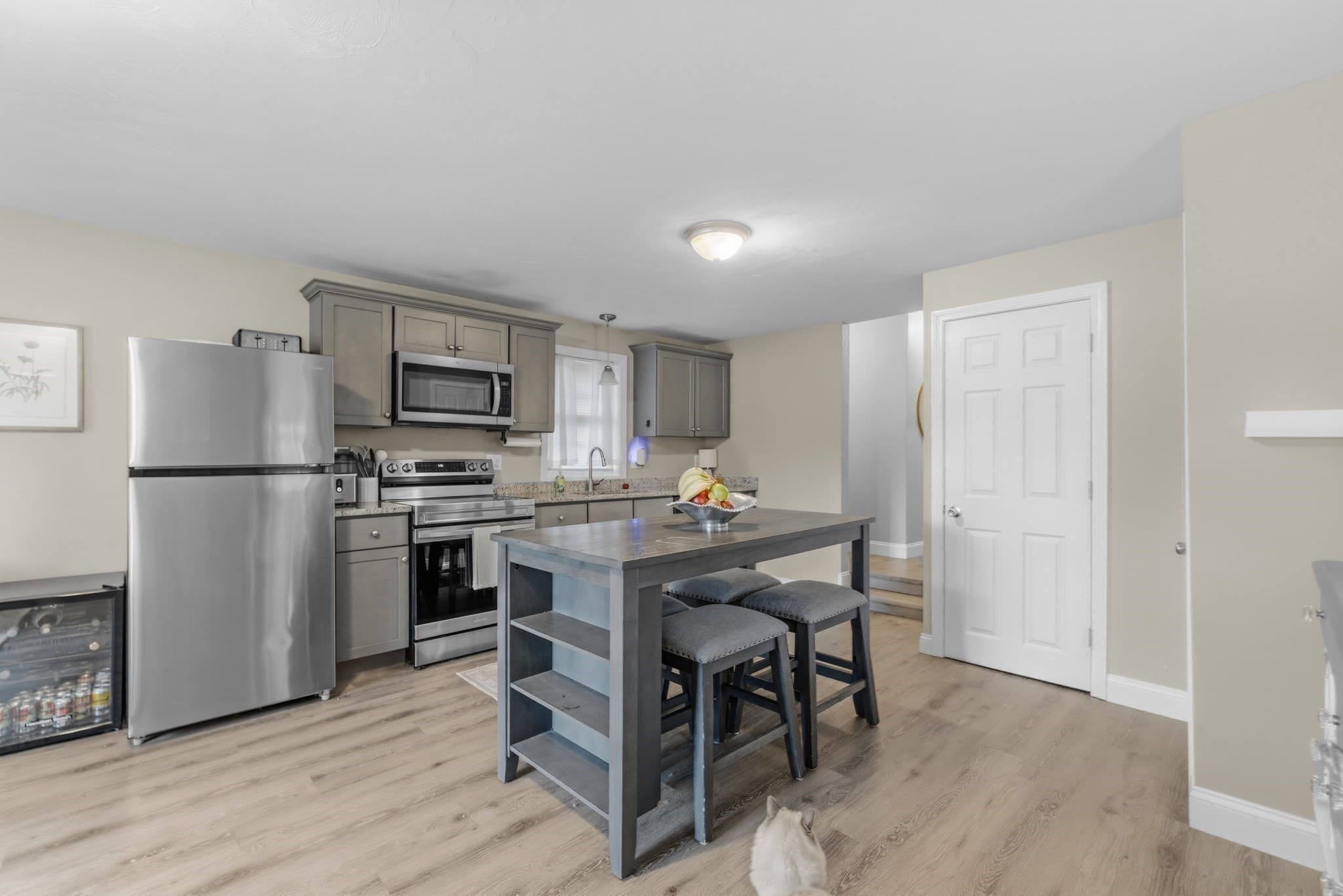 3 Family at 102 Jerome St, Berkley MA 02779, Berkley, photo 10 of 35
