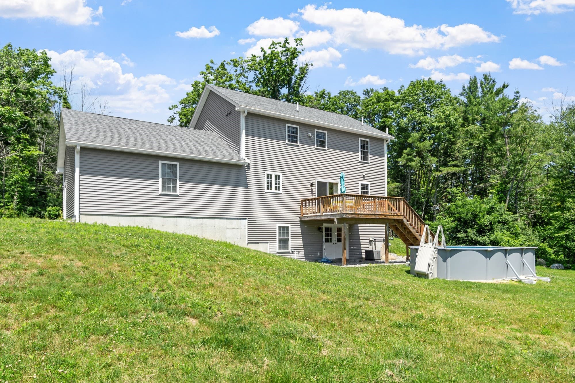Single Family Residence at 90 Royalston Rd N, Winchendon MA 01475, Winchendon, photo 4 of 38