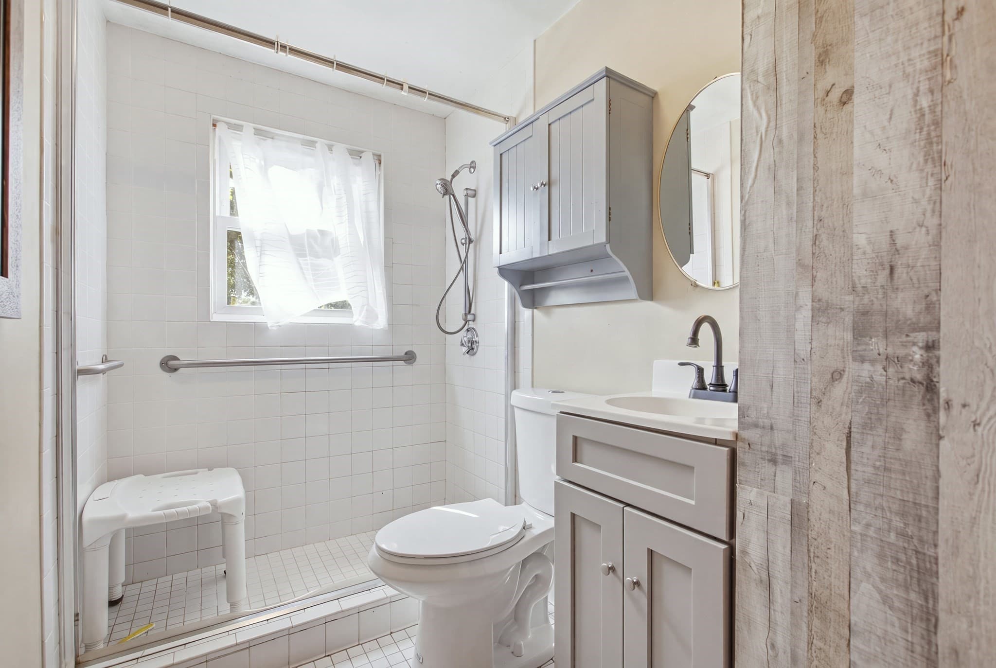 Single Family Residence at 54 Capitol St, Methuen MA 01844, Methuen, photo 6 of 37