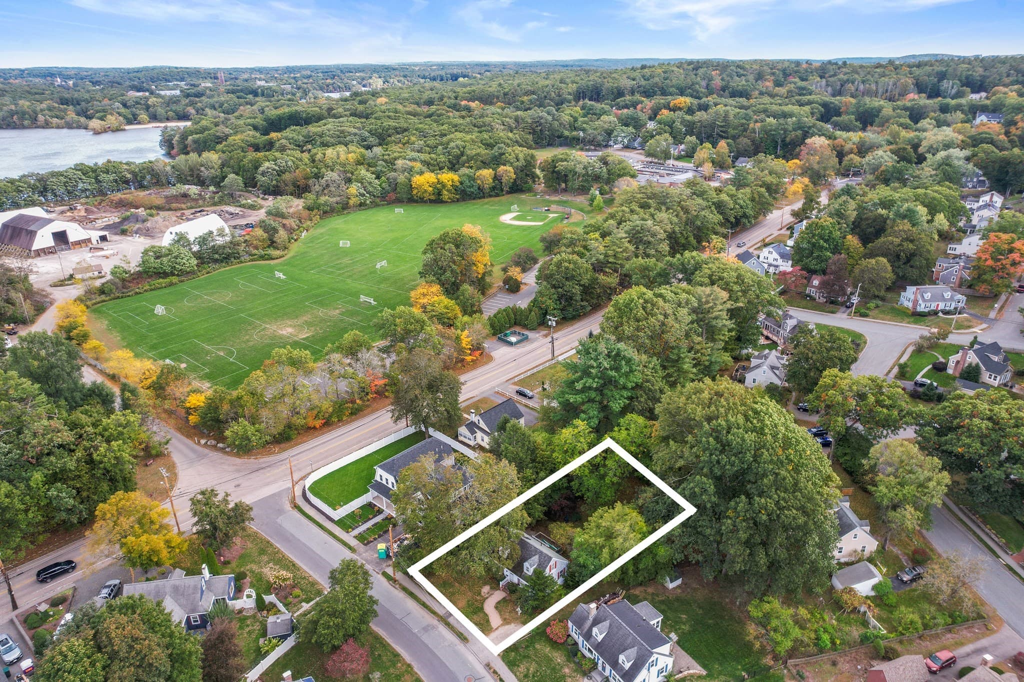 Single Family Residence at 2 Eisenhower Ave, Natick MA 01760, Natick, photo 4 of 16