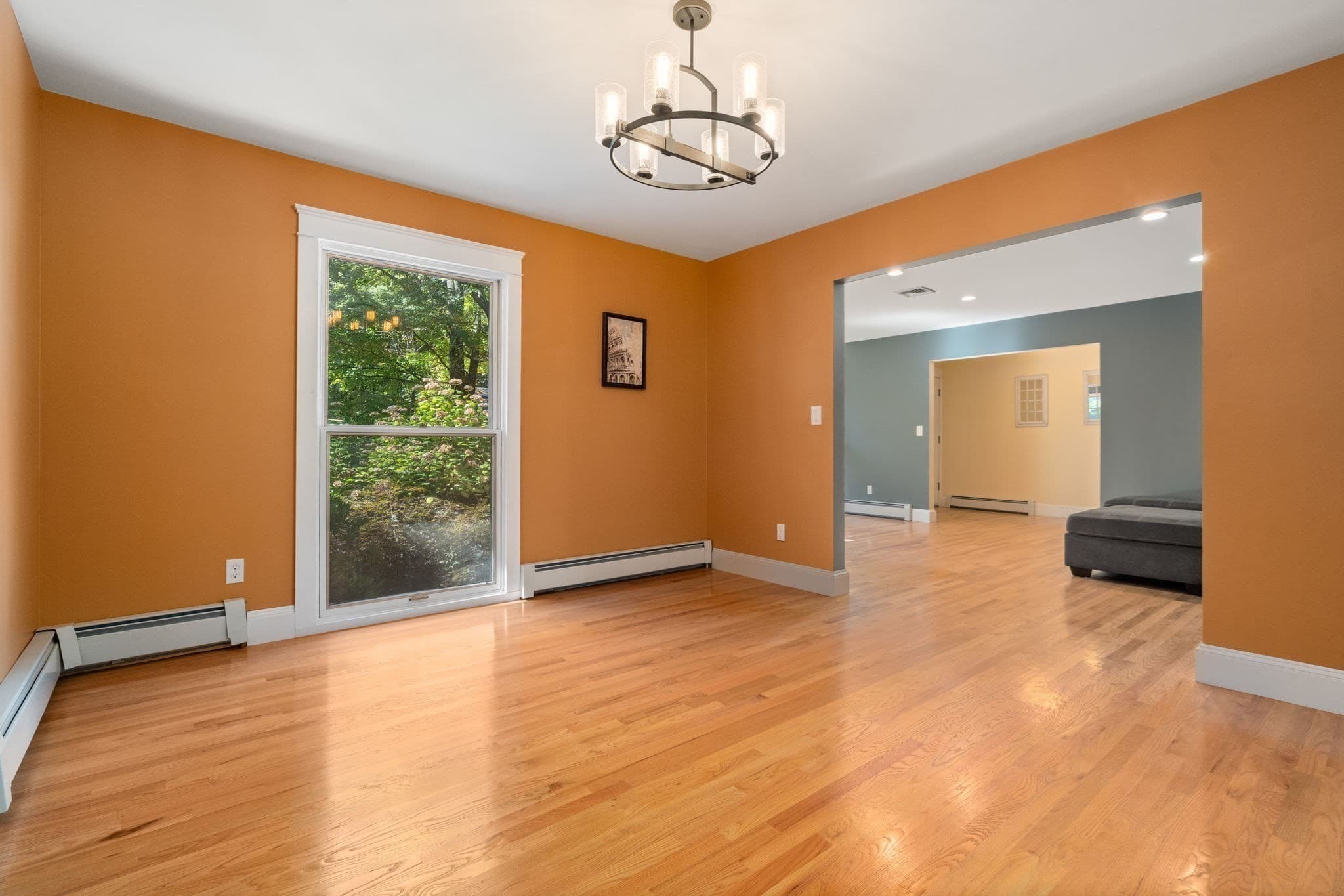Single Family Residence at 10 Lantern Rd, Framingham MA 01702, Framingham, photo 13 of 37