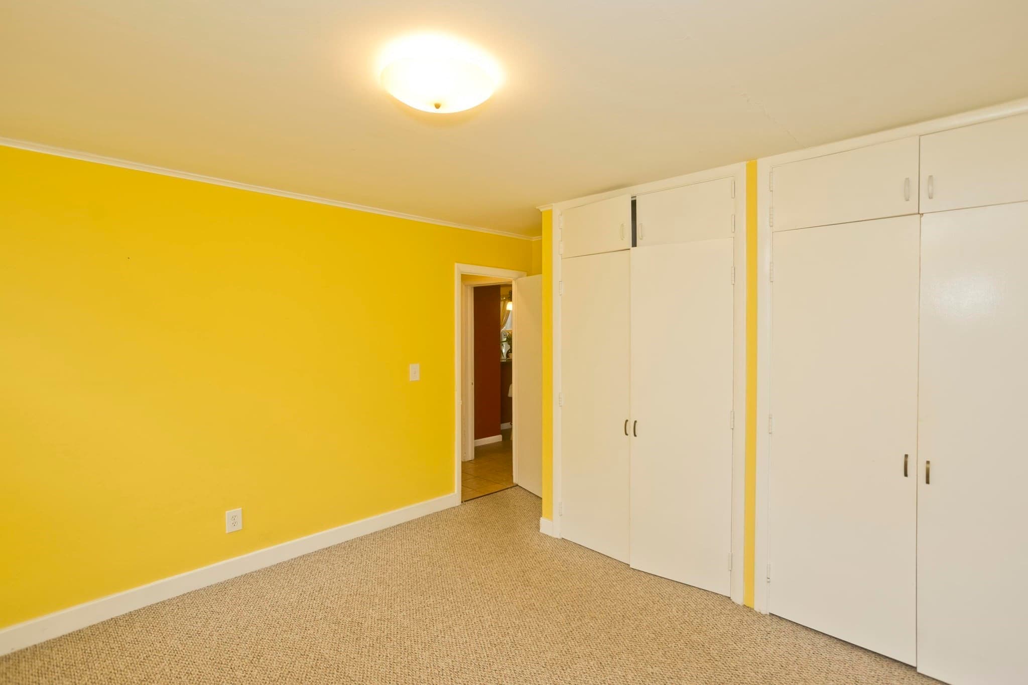Single Family Residence at 40 Fairfield Ave, Holyoke MA 01040, Holyoke, photo 27 of 42