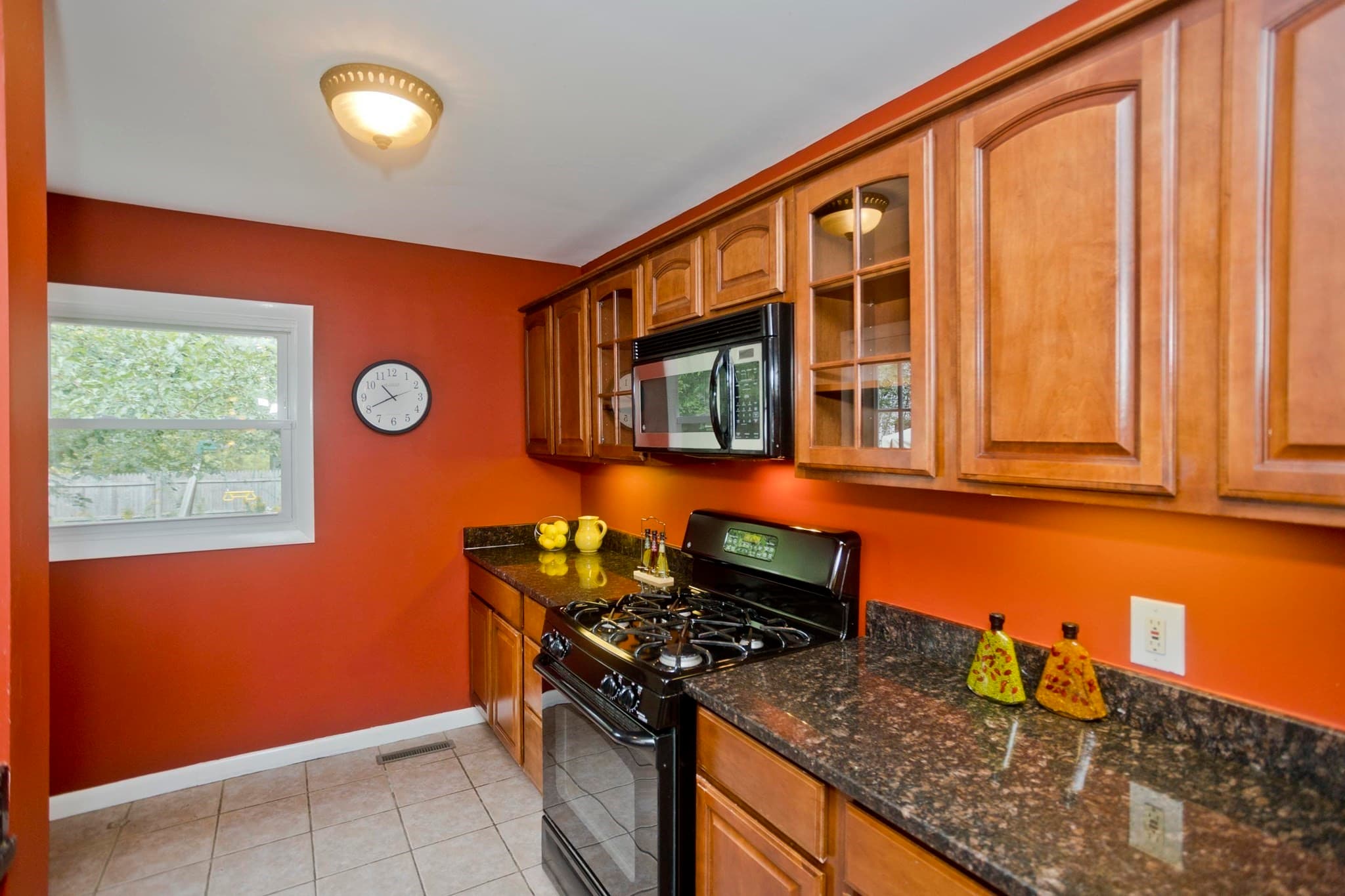 Single Family Residence at 40 Fairfield Ave, Holyoke MA 01040, Holyoke, photo 24 of 42