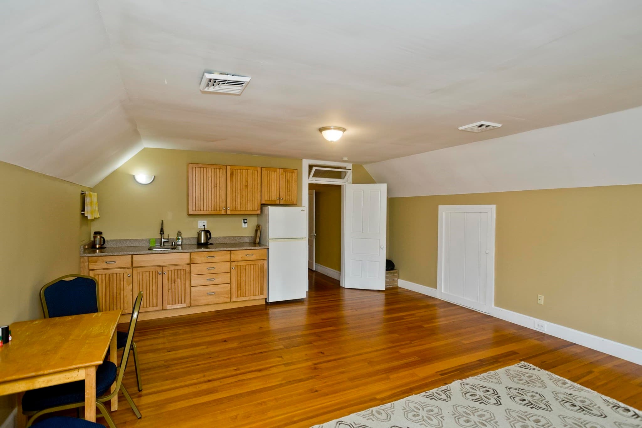 Single Family Residence at 40 Fairfield Ave, Holyoke MA 01040, Holyoke, photo 41 of 42
