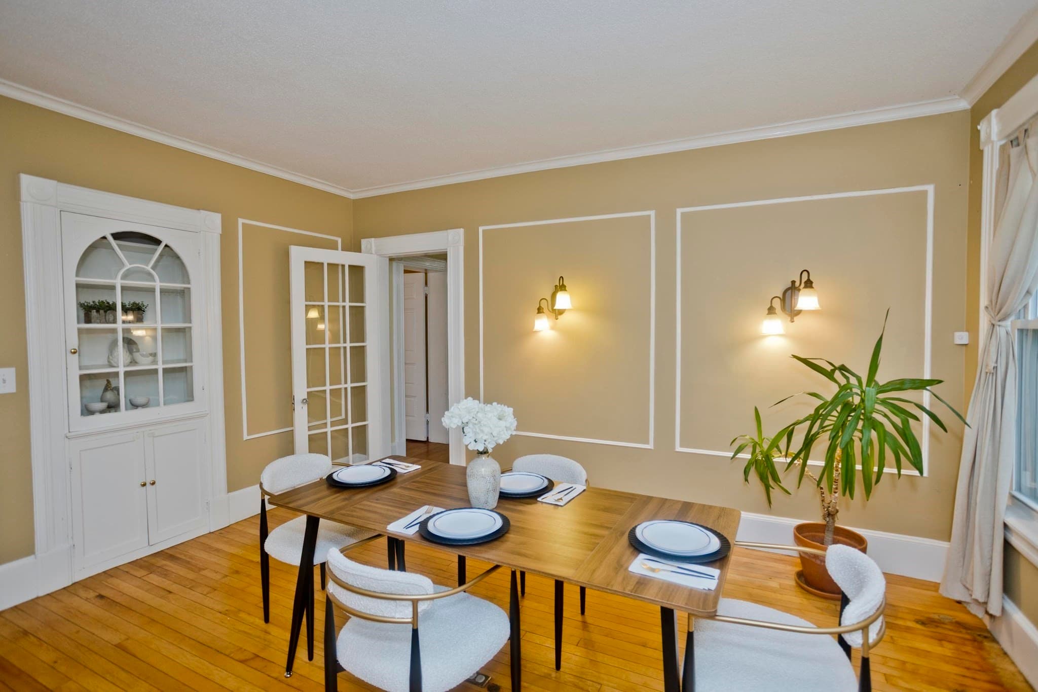 Single Family Residence at 40 Fairfield Ave, Holyoke MA 01040, Holyoke, photo 15 of 42