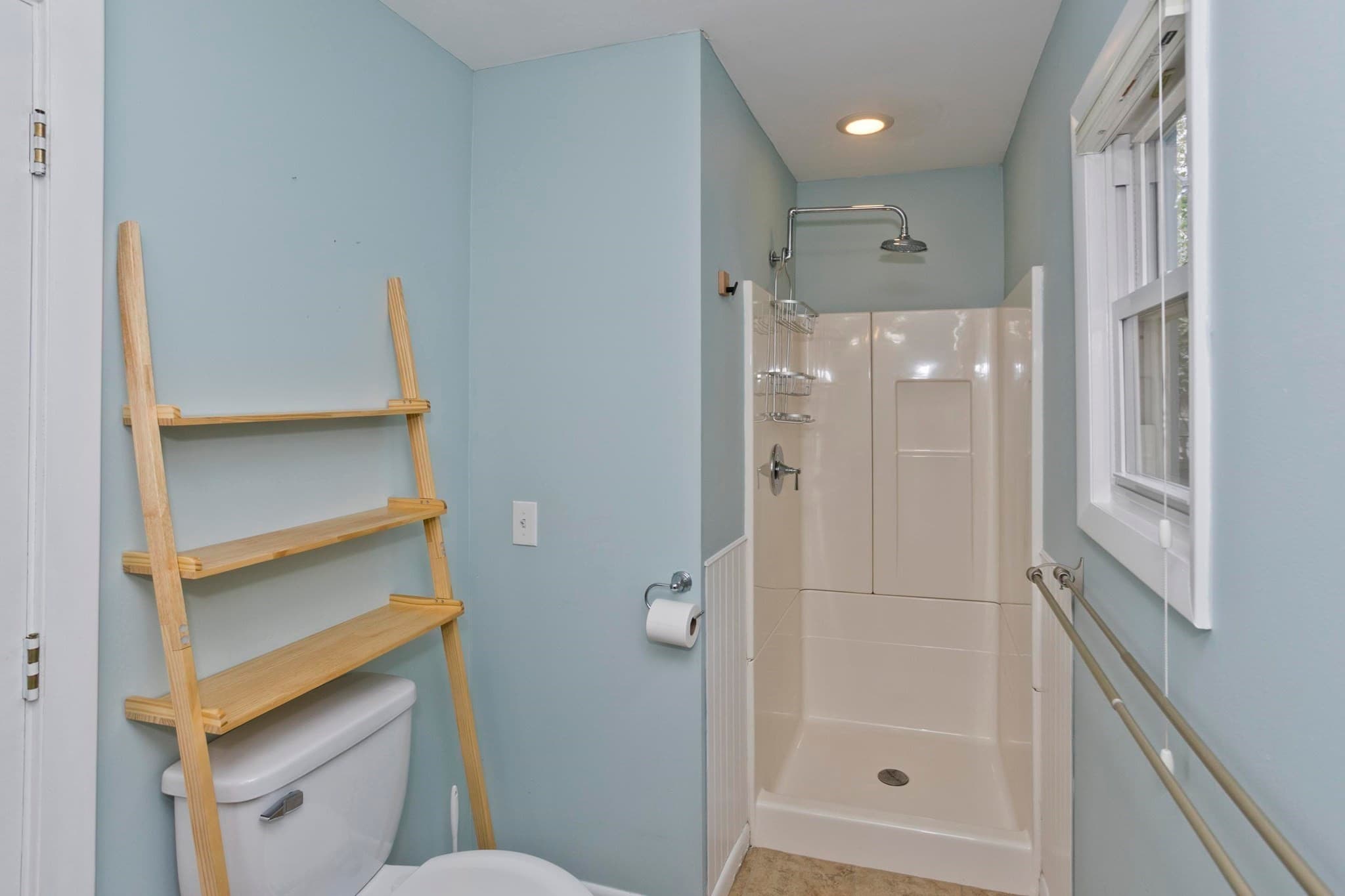 Single Family Residence at 40 Fairfield Ave, Holyoke MA 01040, Holyoke, photo 29 of 42