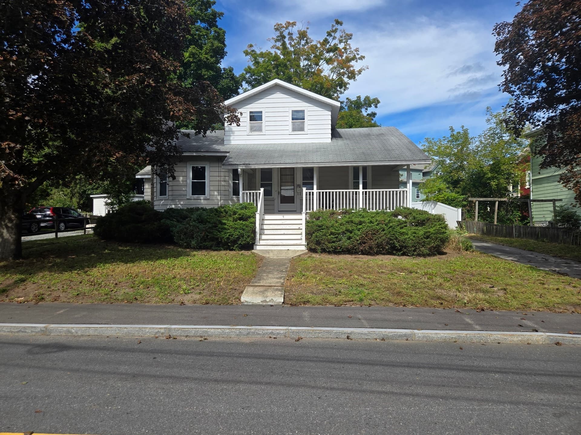 9 Shore St, Taunton MA 02780