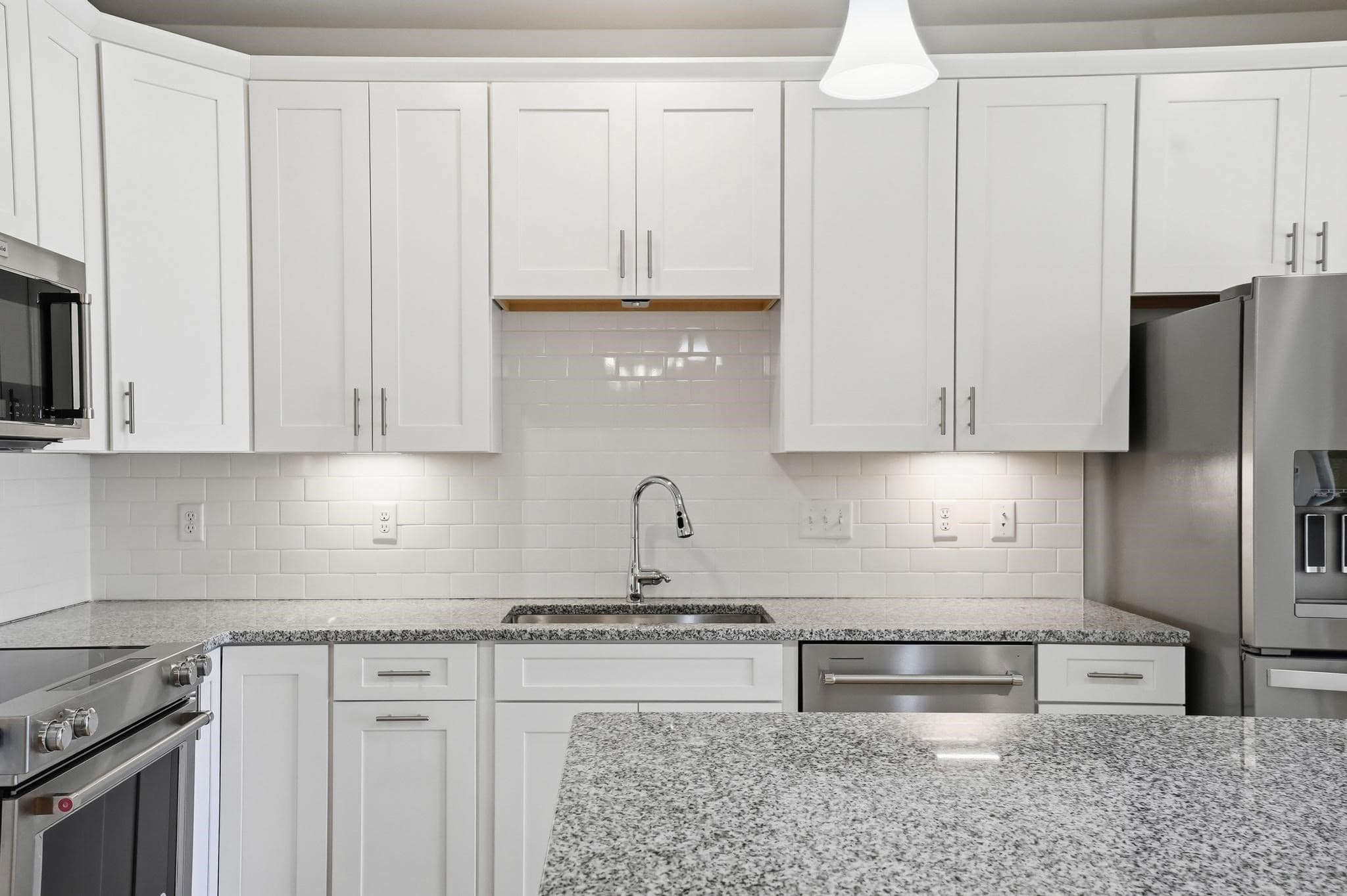 Condominium at 6 Overlook Dr # 408, Andover MA 01810, Andover, photo 3 of 38