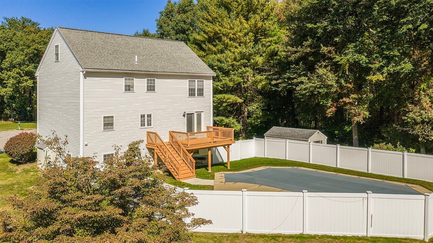 Single Family Residence at 3 Etta Rd, Billerica MA 01821, Billerica, photo 5 of 36