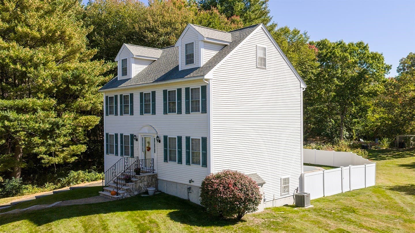 Single Family Residence at 3 Etta Rd, Billerica MA 01821, Billerica, photo 4 of 36