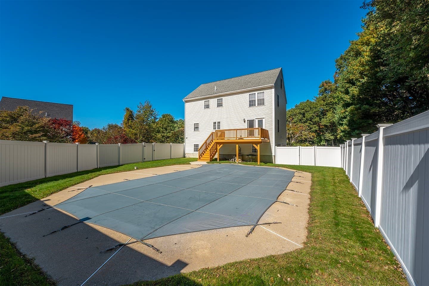 Single Family Residence at 3 Etta Rd, Billerica MA 01821, Billerica, photo 8 of 36