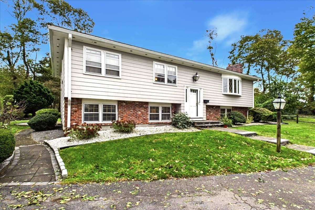 36 Christine Terrace, Weymouth MA 02190