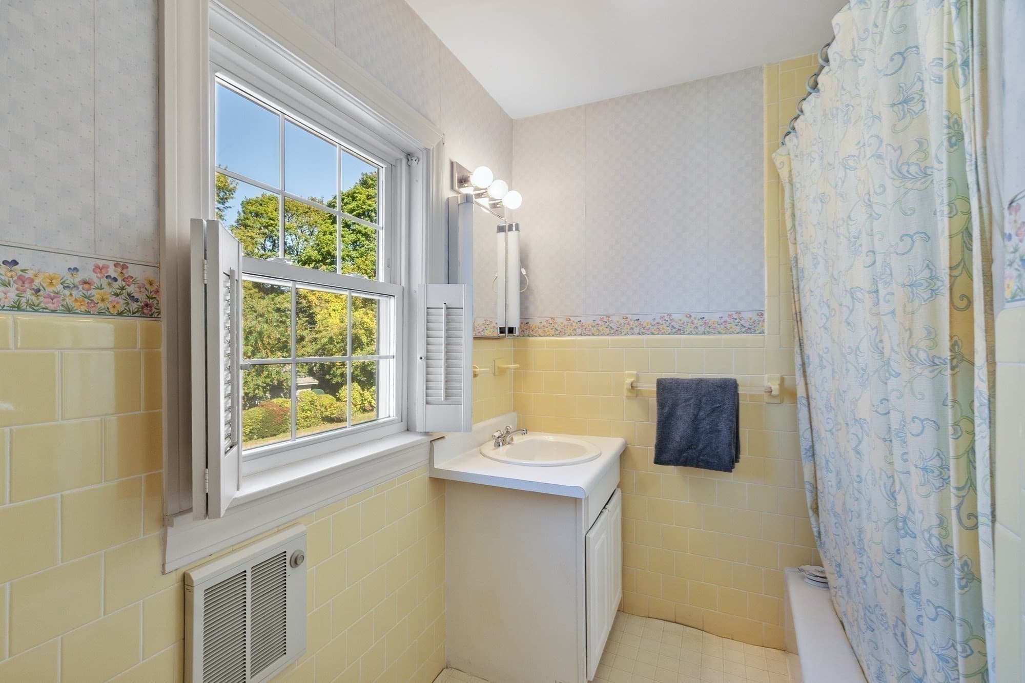Single Family Residence at 124 Luce Street, Lowell MA 01852, Lowell, photo 23 of 32