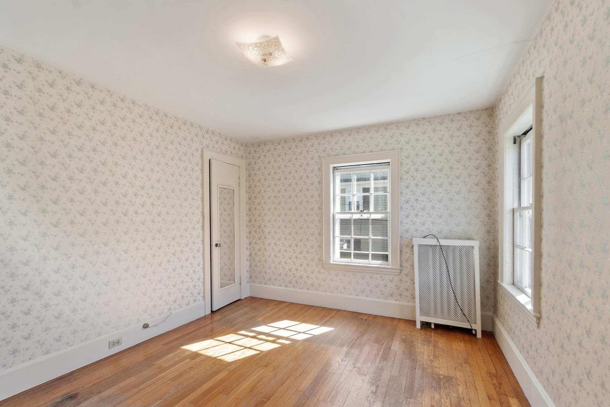 Single Family Residence at 124 Luce Street, Lowell MA 01852, Lowell, photo 20 of 32