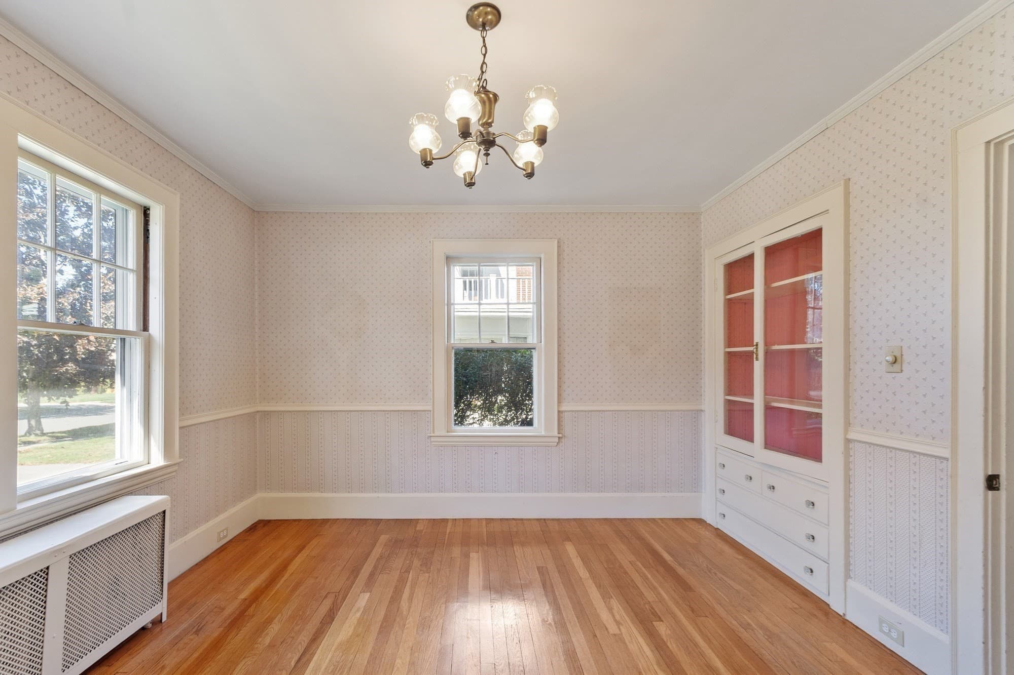 Single Family Residence at 124 Luce Street, Lowell MA 01852, Lowell, photo 9 of 32