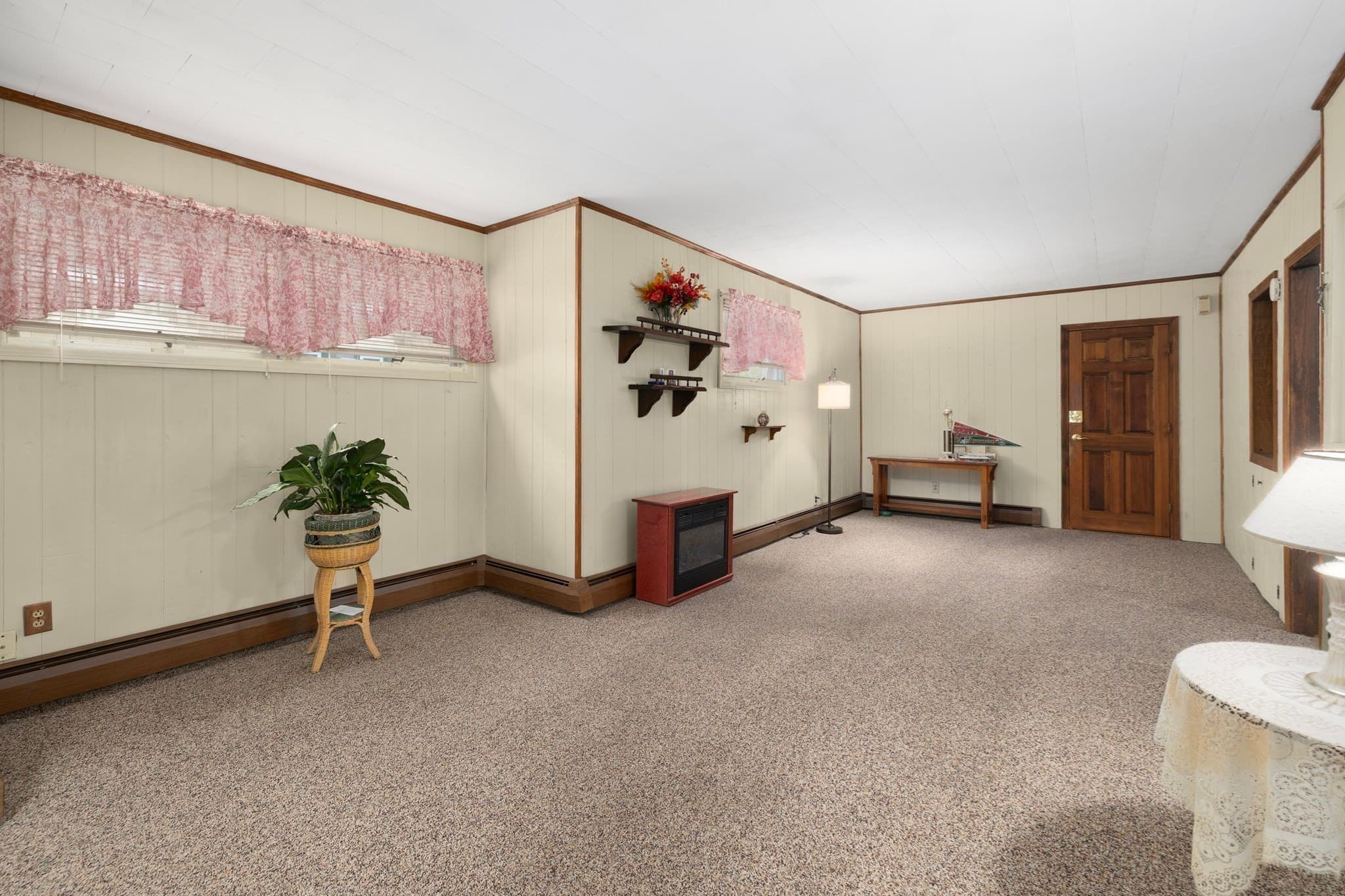 Single Family Residence at 109 Barre Street, Fall River MA 02723, Fall River, photo 10 of 39