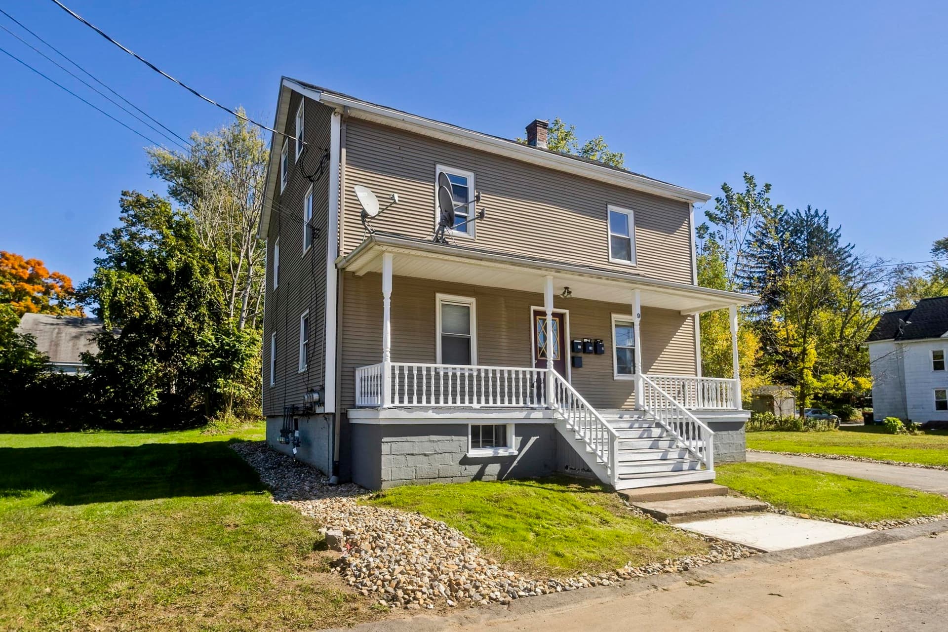 7-9 Graves Street, South Hadley MA 01075