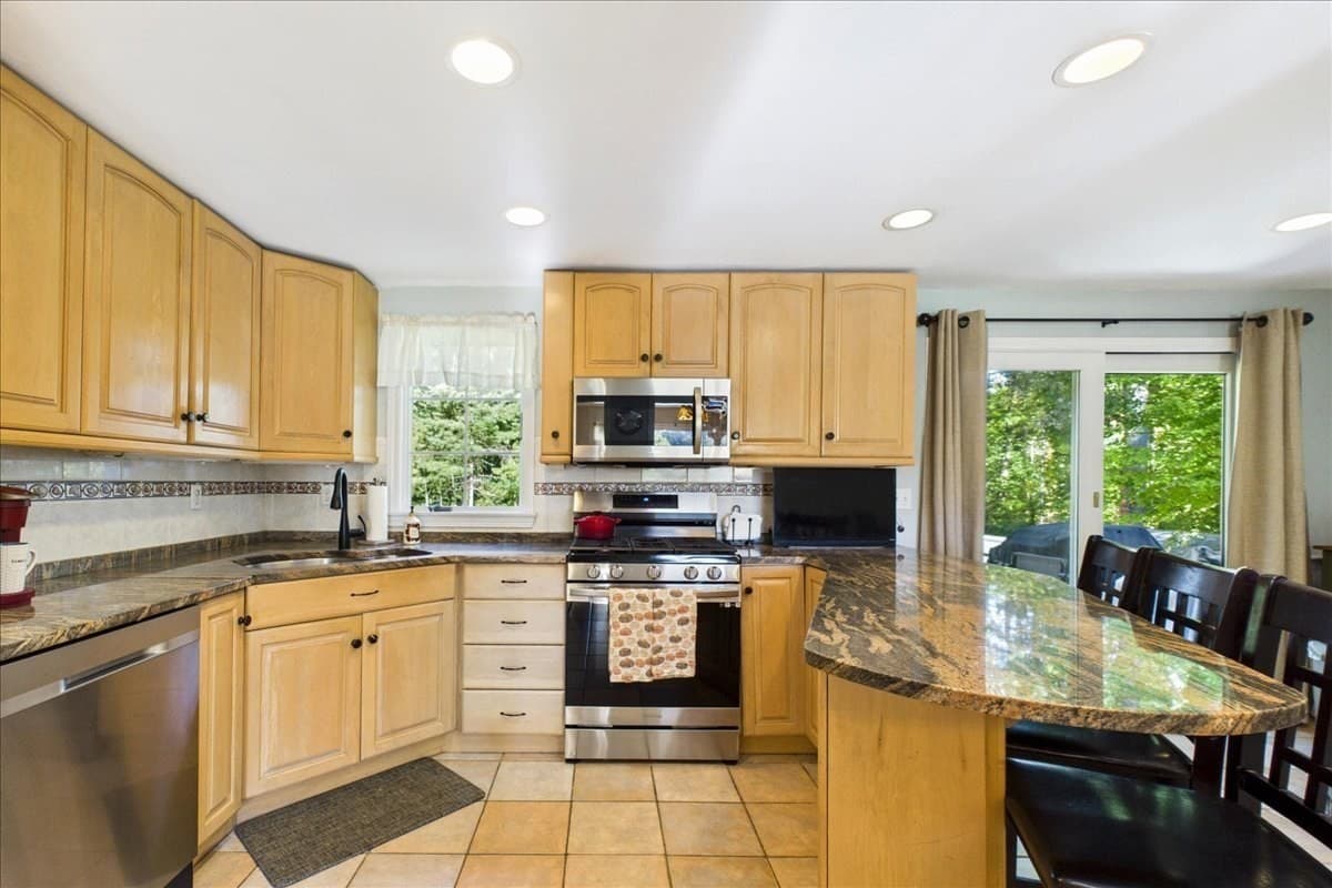 Single Family Residence at 31 Bow St, Carver MA 02330, Carver, photo 12 of 41