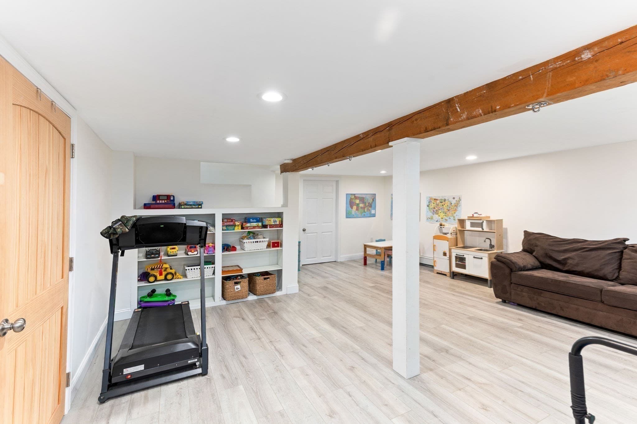 Single Family Residence at 5 Sachem Road, Woburn MA 01801, Woburn, photo 23 of 27