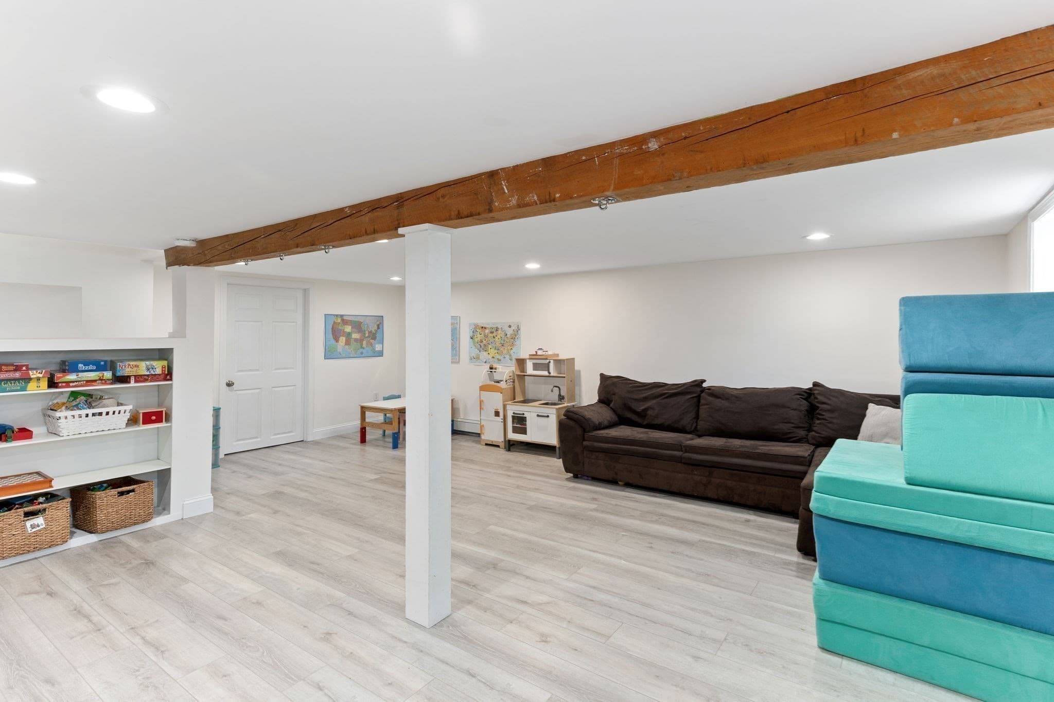 Single Family Residence at 5 Sachem Road, Woburn MA 01801, Woburn, photo 24 of 27