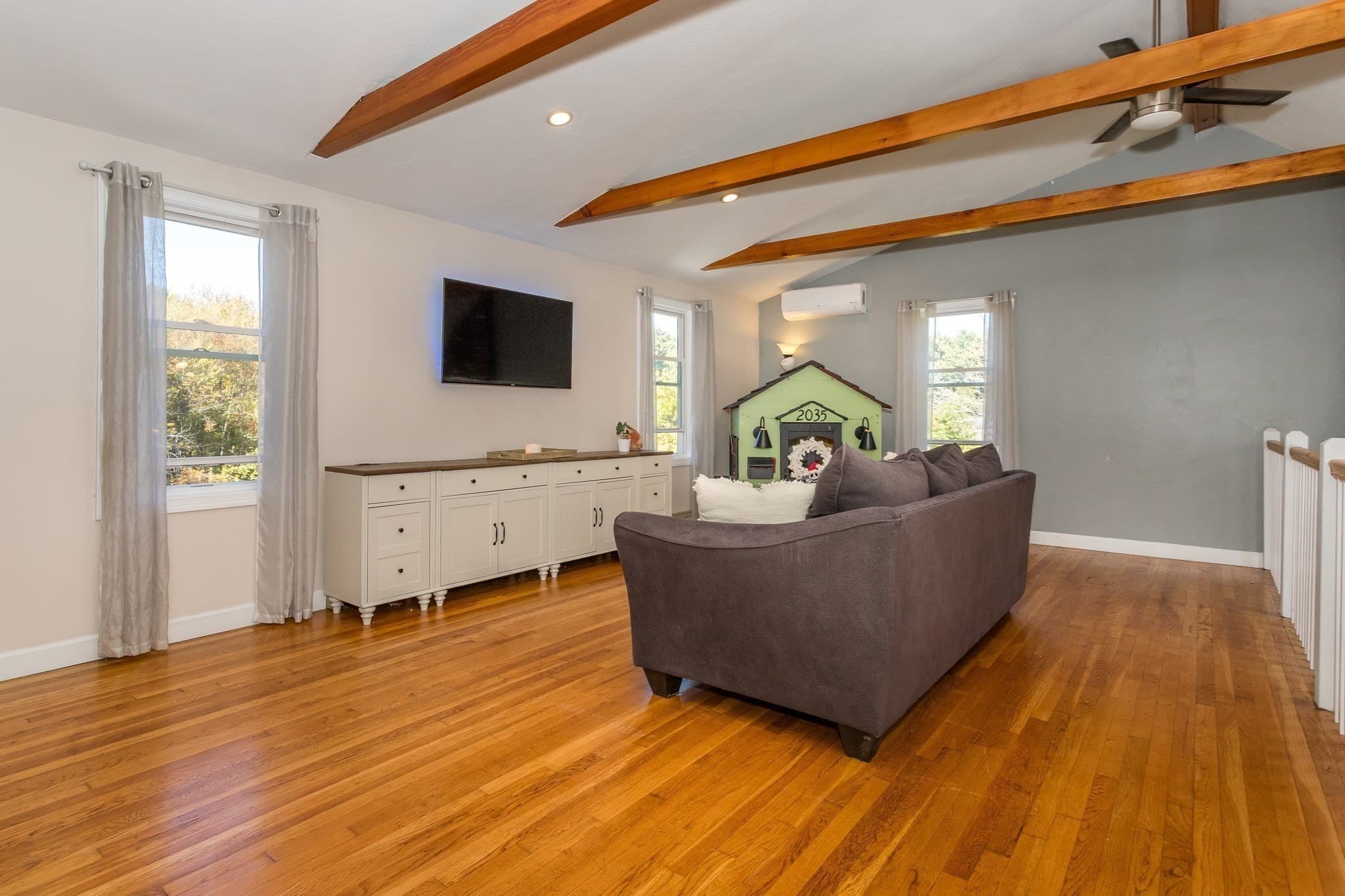 Single Family Residence at 2035 Washington St, East Bridgewater MA 02333, East Bridgewater, photo 13 of 28