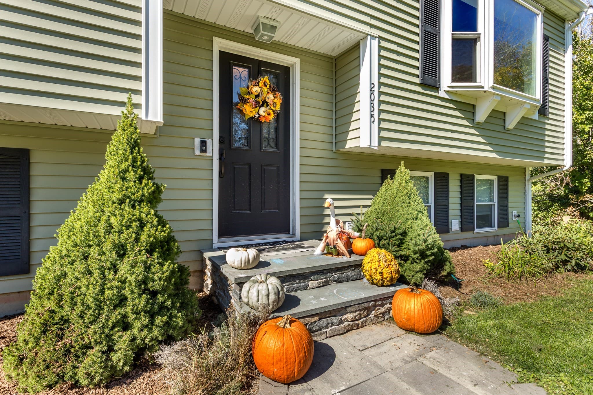 Single Family Residence at 2035 Washington St, East Bridgewater MA 02333, East Bridgewater, photo 8 of 28