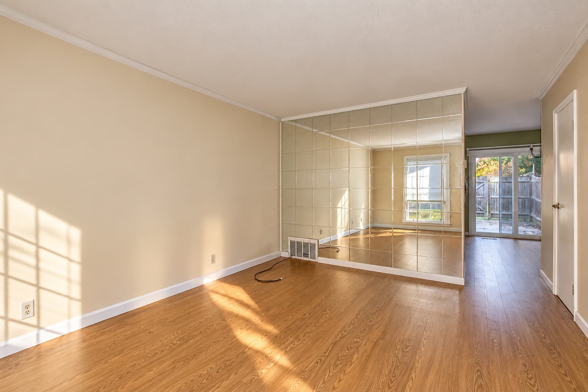 Condominium at 57 Williamsburg Dr # 57, Springfield MA 01108, Springfield, photo 6 of 32