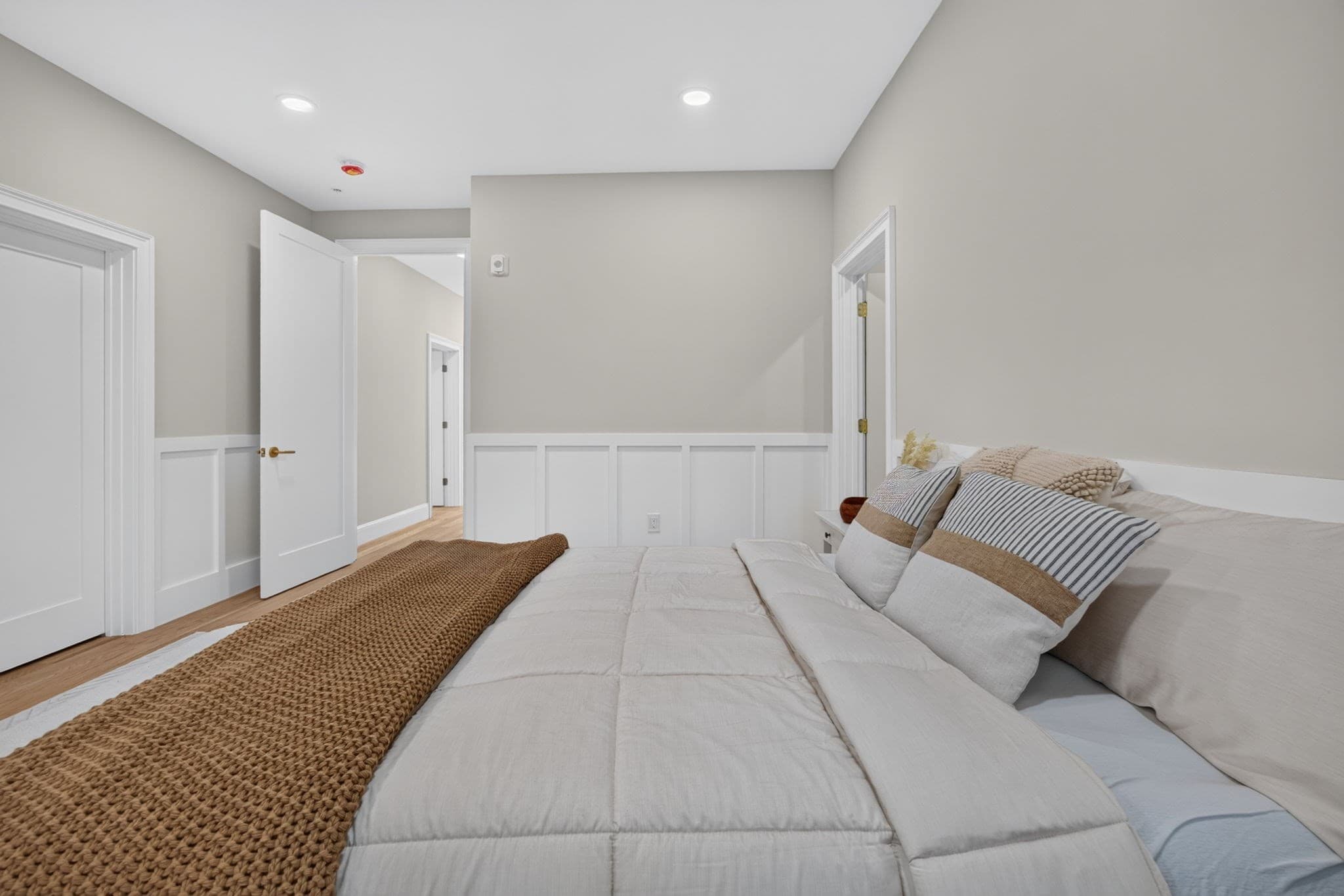 Condominium at 737 Somerville Ave # A, Somerville MA 02143, Somerville, photo 9 of 29