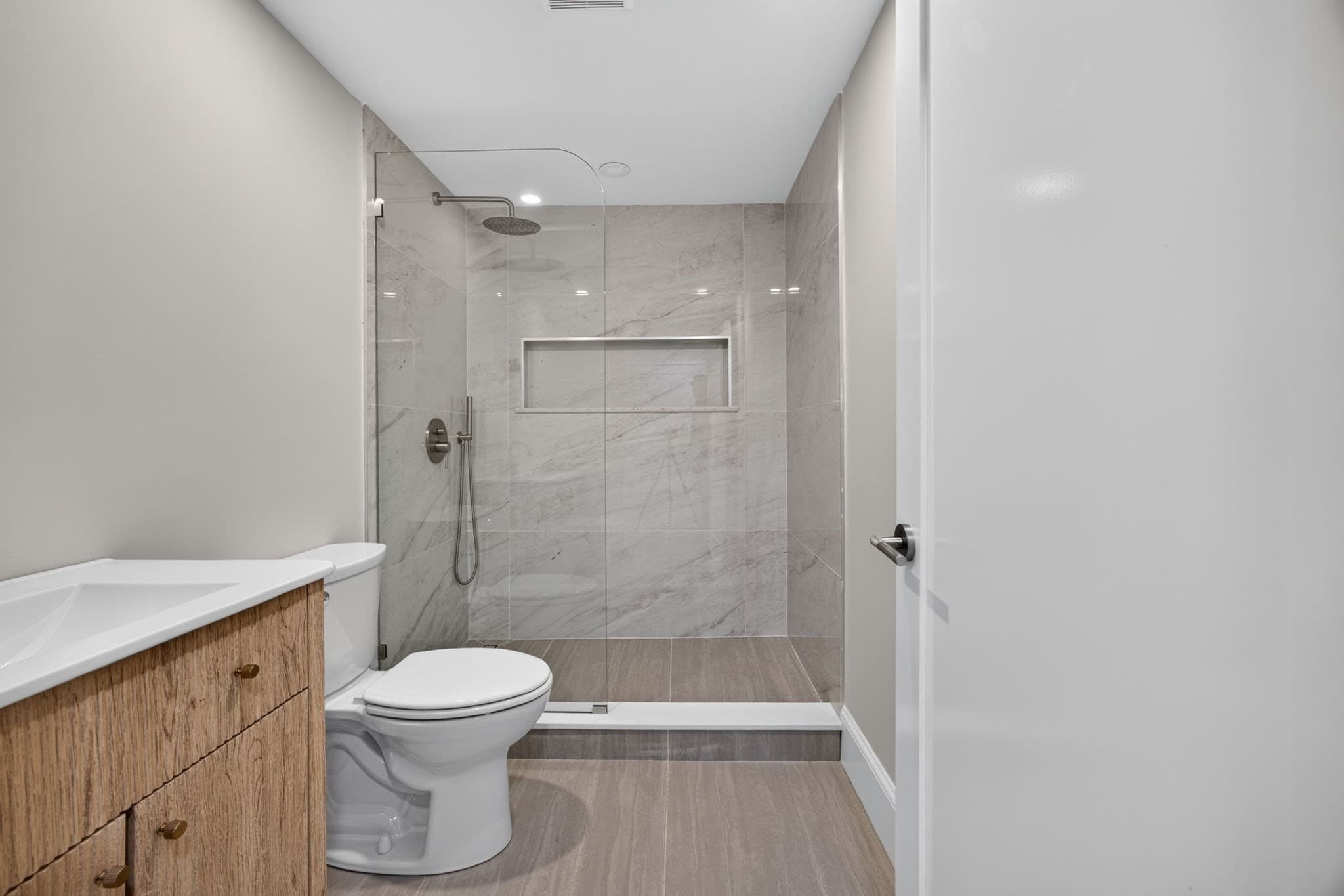 Condominium at 737 Somerville Ave # A, Somerville MA 02143, Somerville, photo 21 of 29