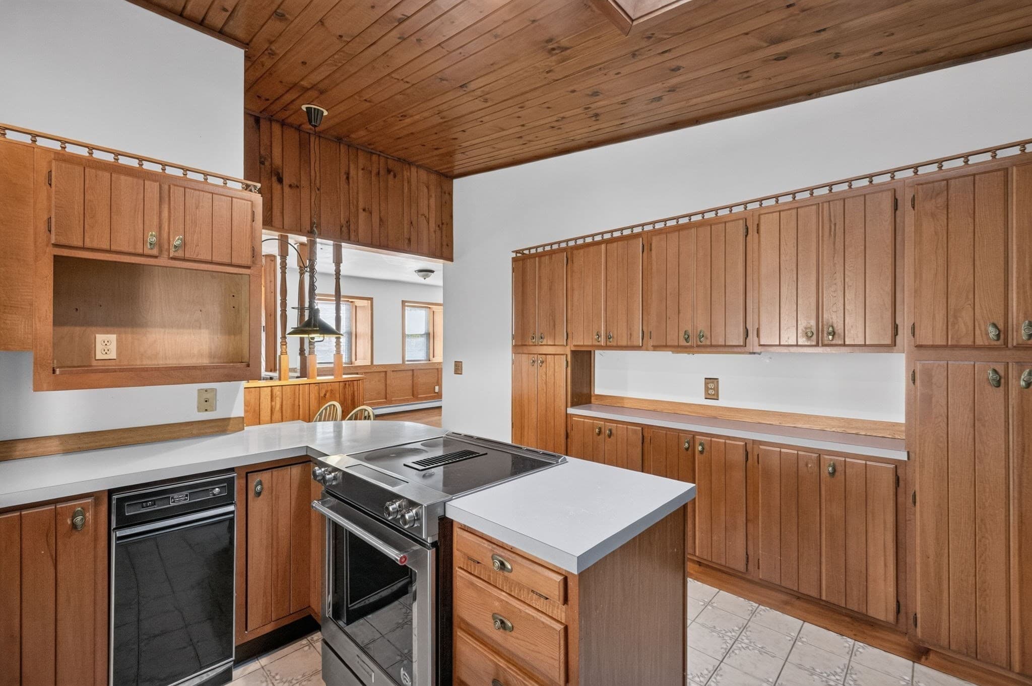 Single Family Residence at 1478 Locust St, Fall River MA 02723, Fall River, photo 27 of 42