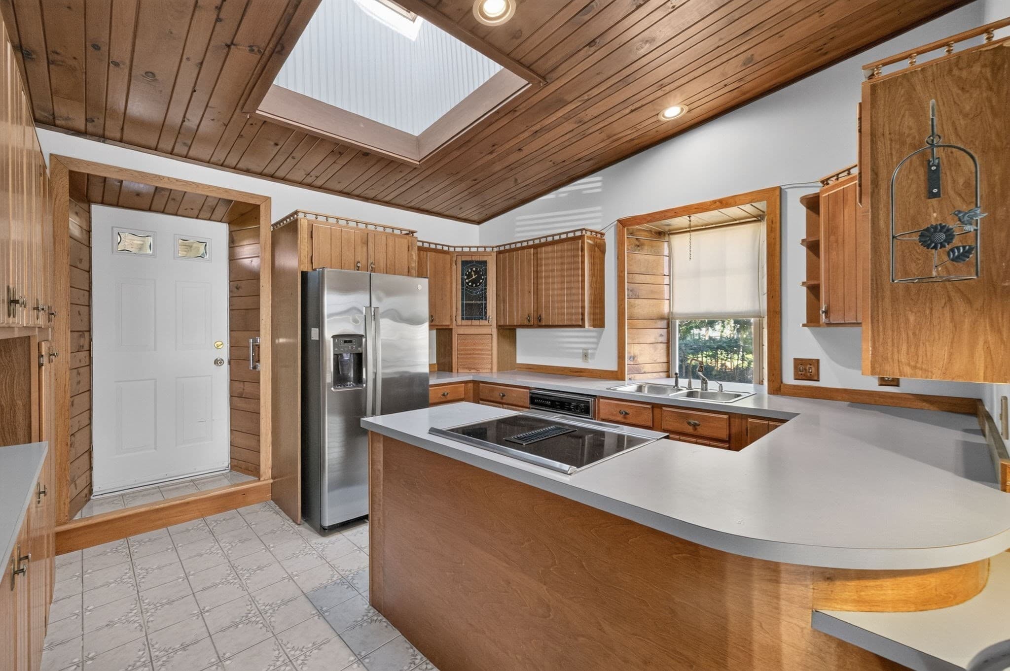 Single Family Residence at 1478 Locust St, Fall River MA 02723, Fall River, photo 26 of 42