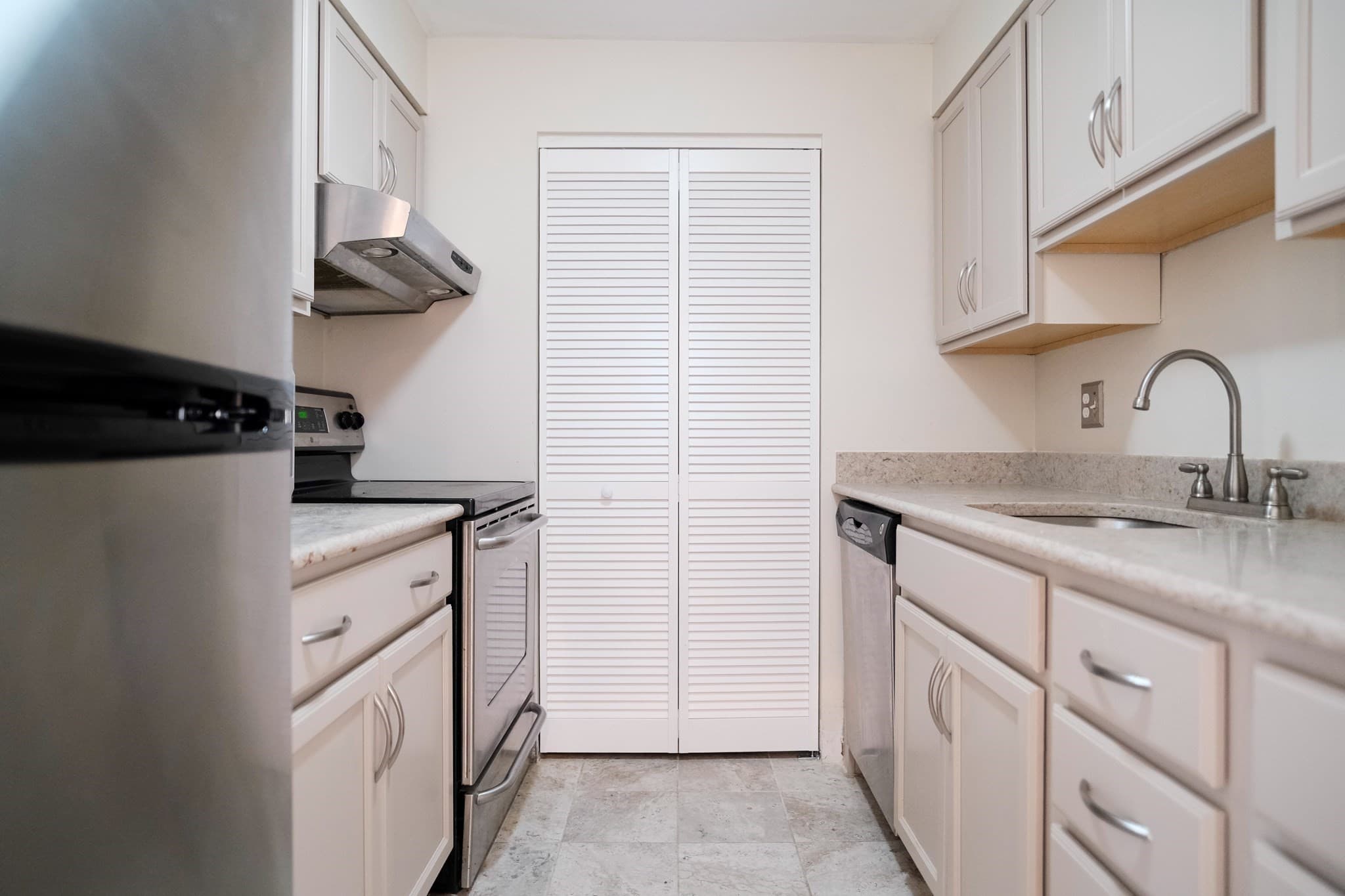Condominium at 357 Commercial St # 516, Boston MA 02109, Boston, photo 8 of 21
